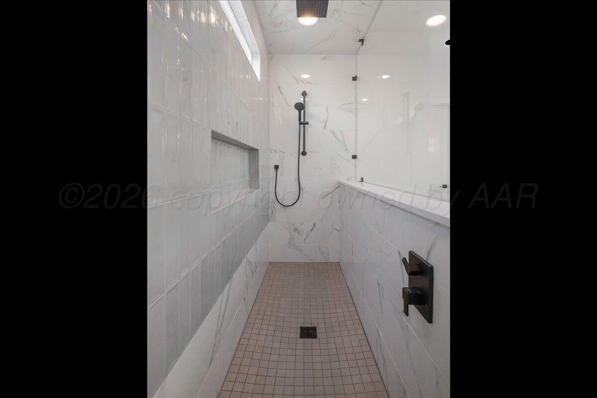 5902 Wesley Road Property Photo 23