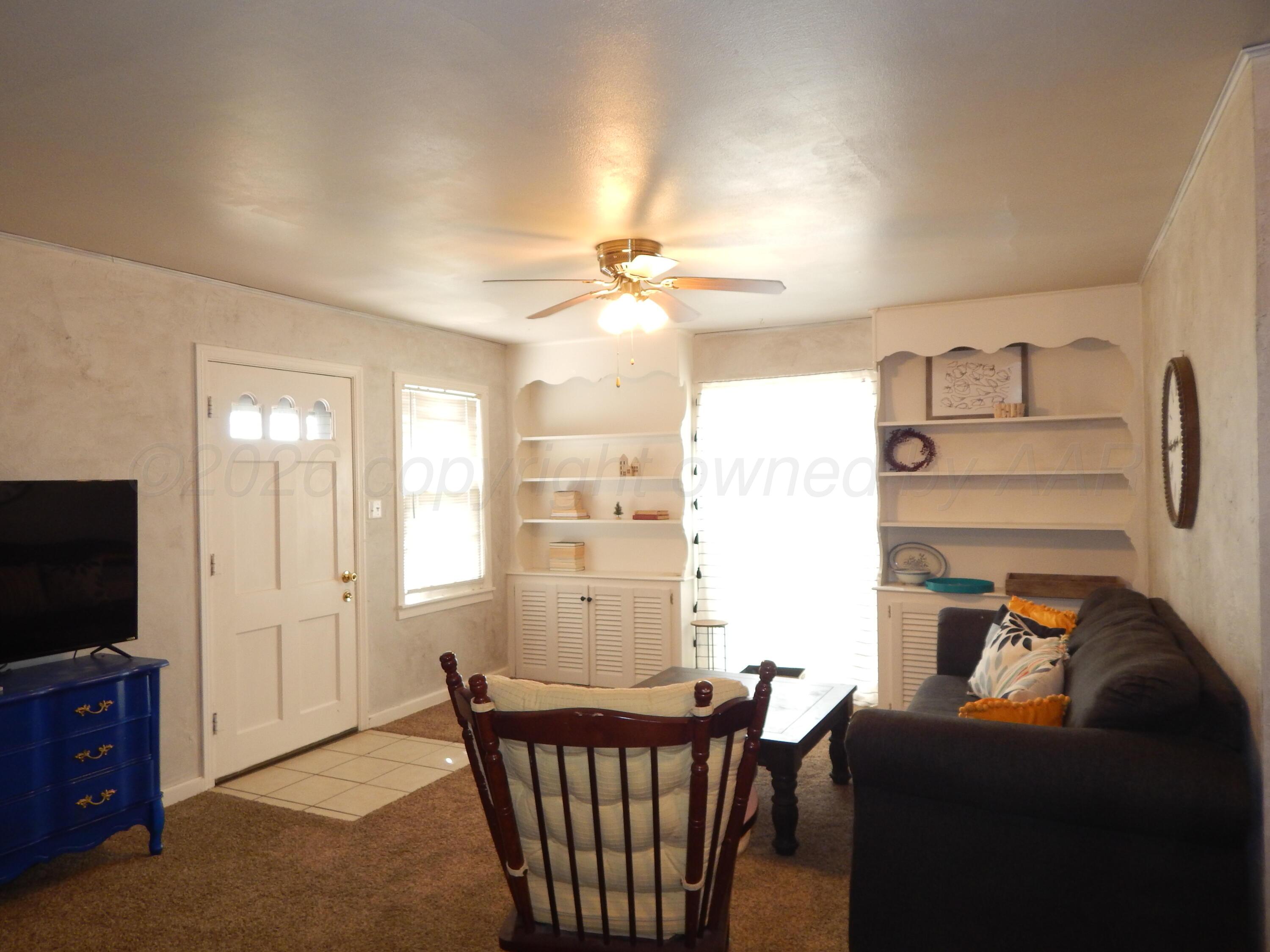 519 Third Street Property Photo 4