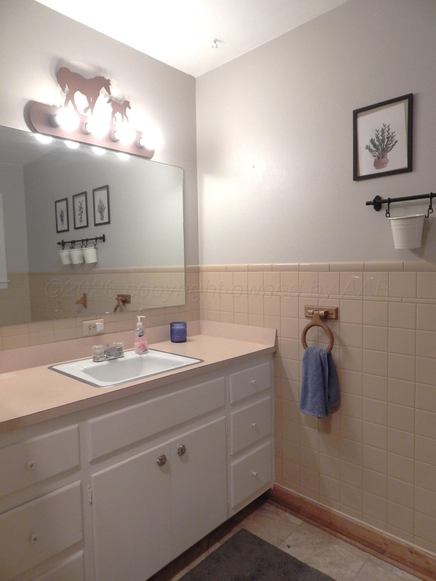 519 Third Street Property Photo 9