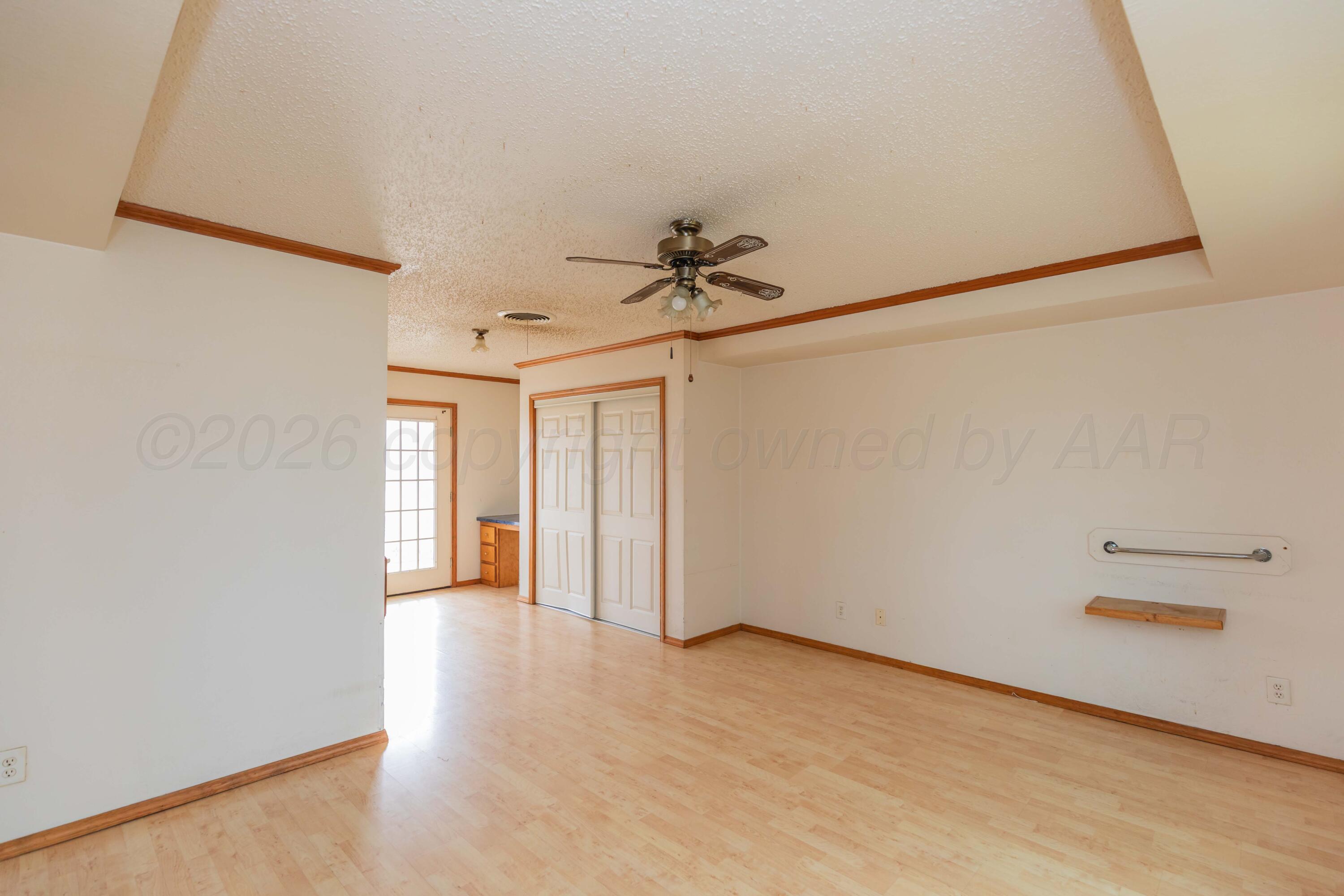 200 S Wall Street Property Photo 13