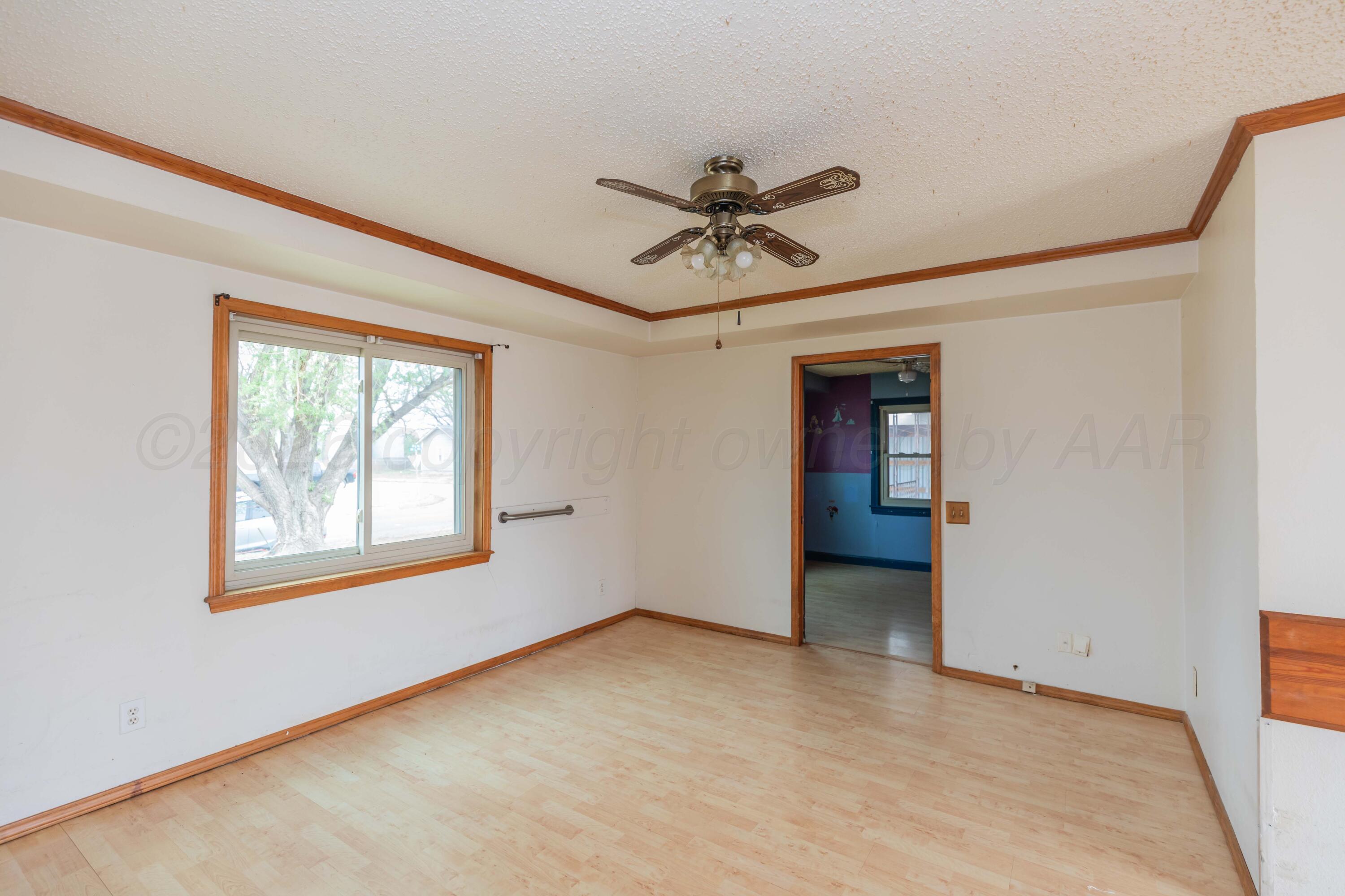 200 S Wall Street Property Photo 16