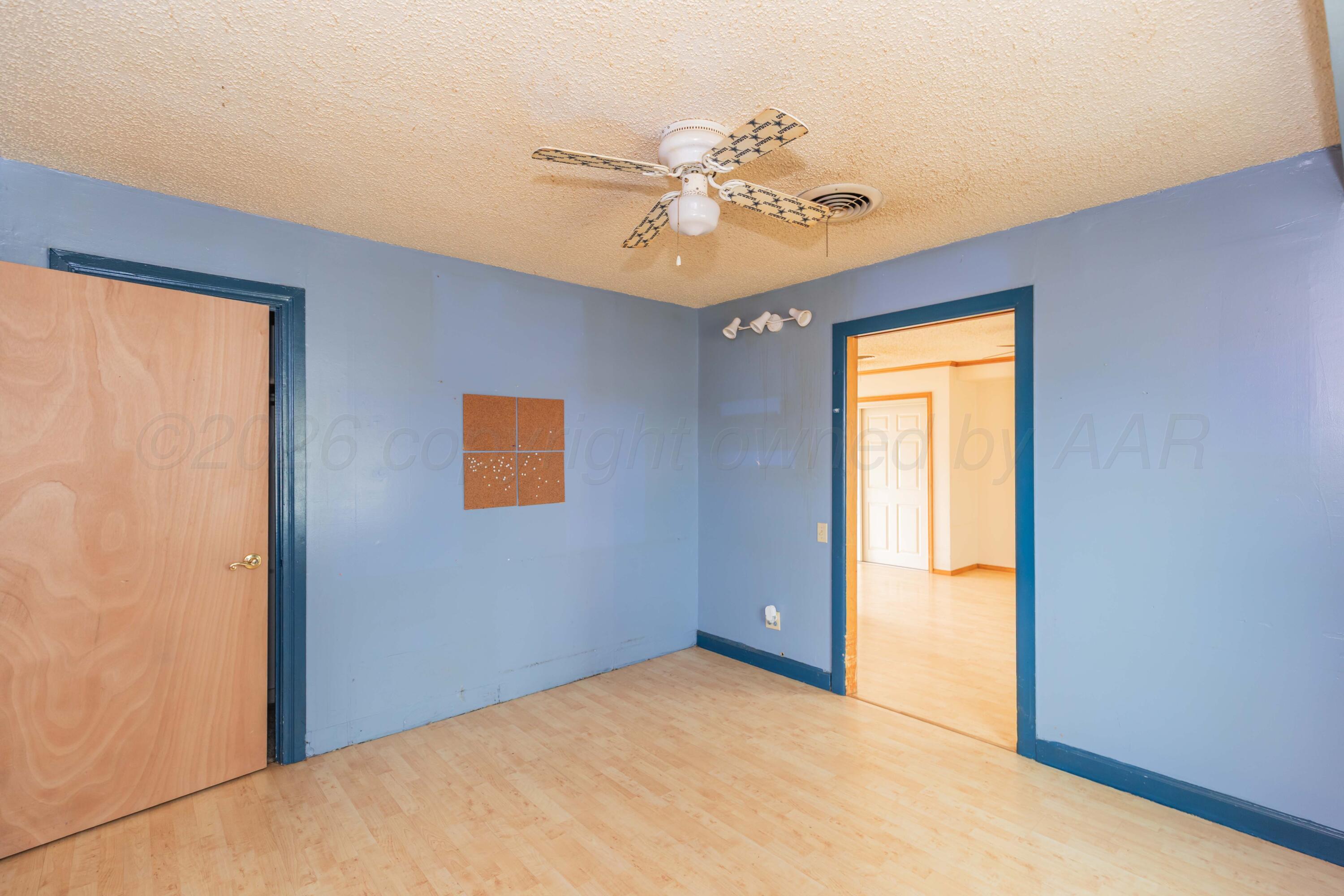 200 S Wall Street Property Photo 23