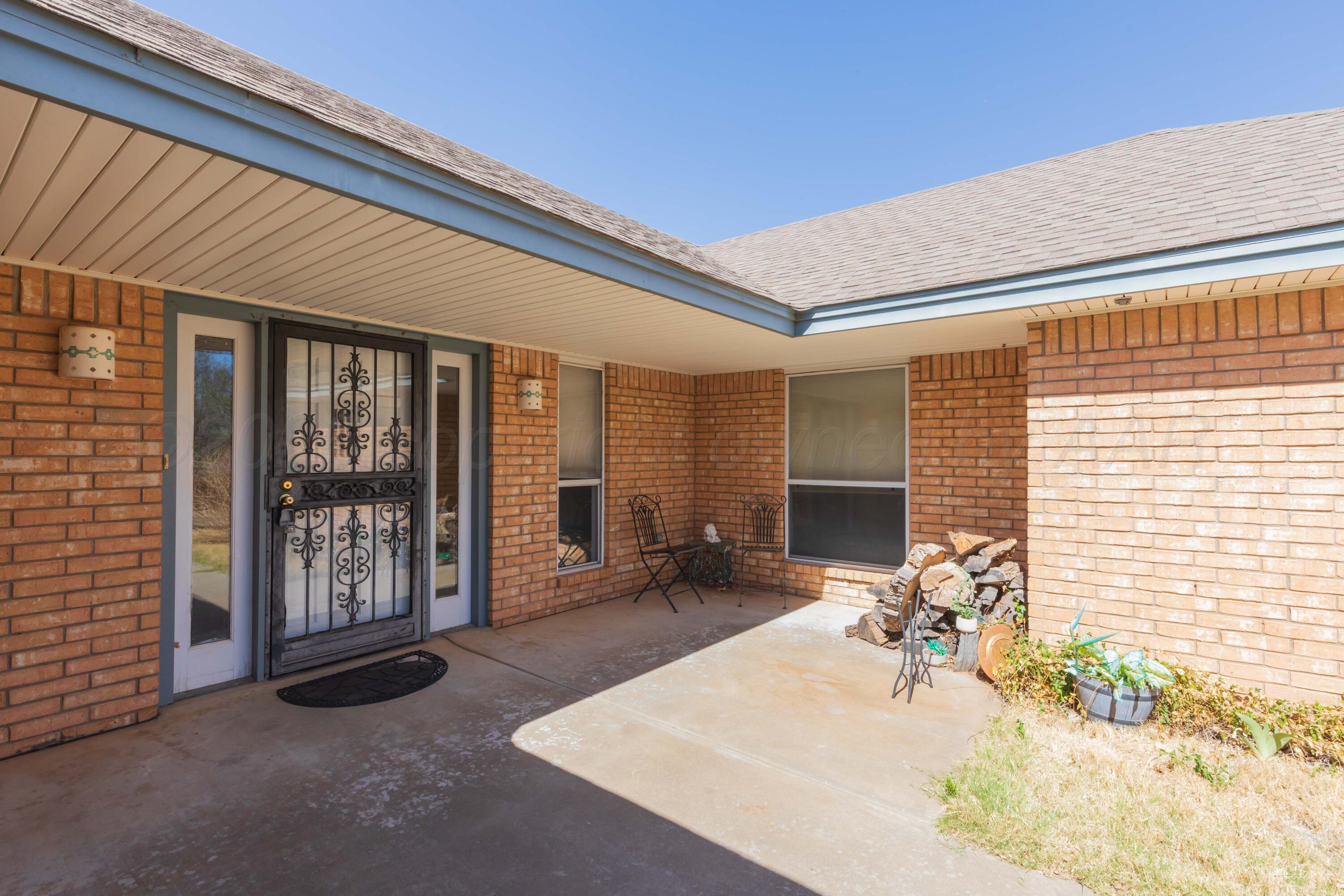 103 Bayshore Drive Property Photo 3