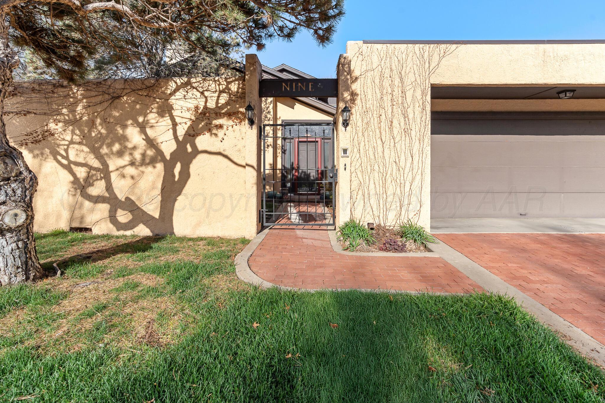 9 Windwood Place Property Photo 1