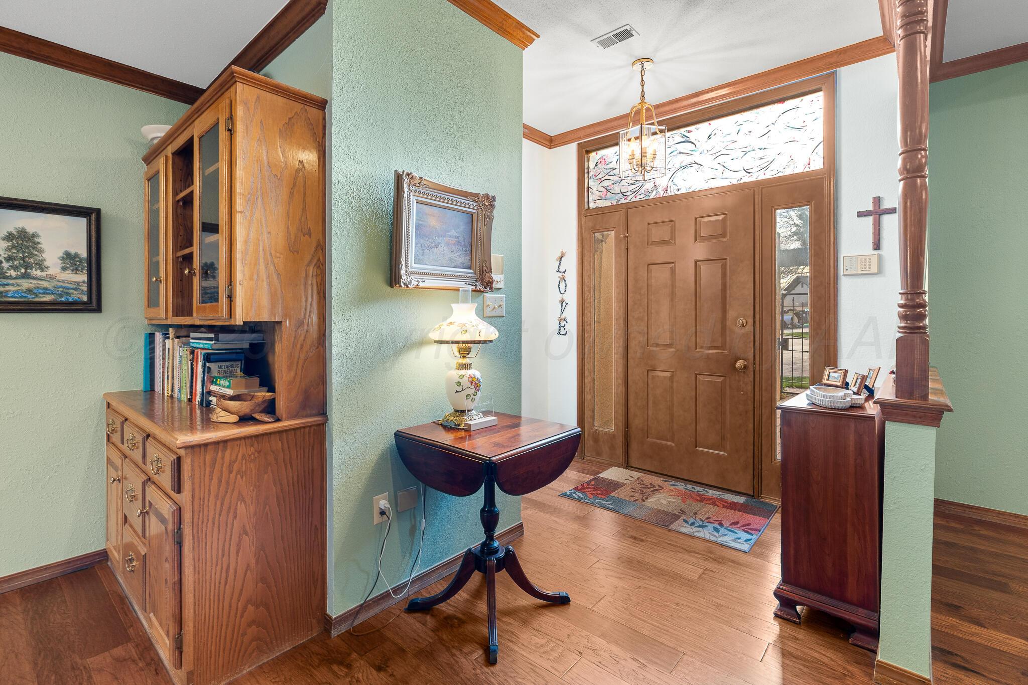 9 Windwood Place Property Photo 11