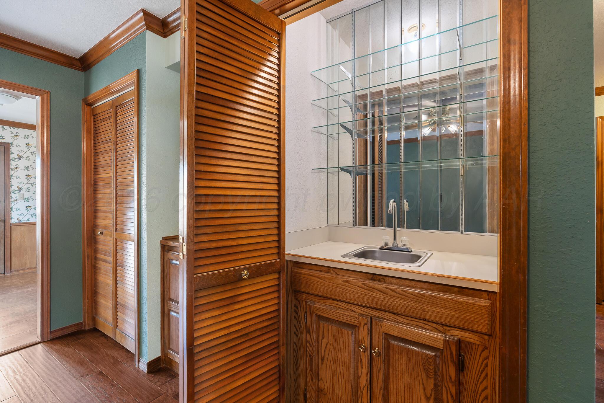 9 Windwood Place Property Photo 23