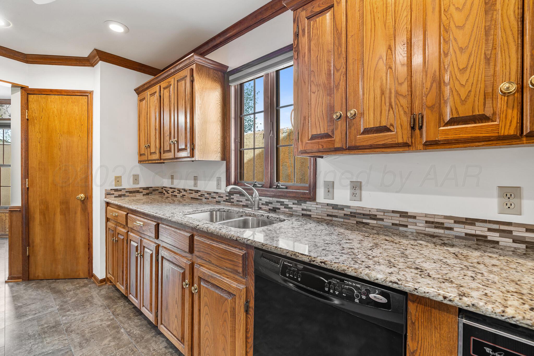 9 Windwood Place Property Photo 30