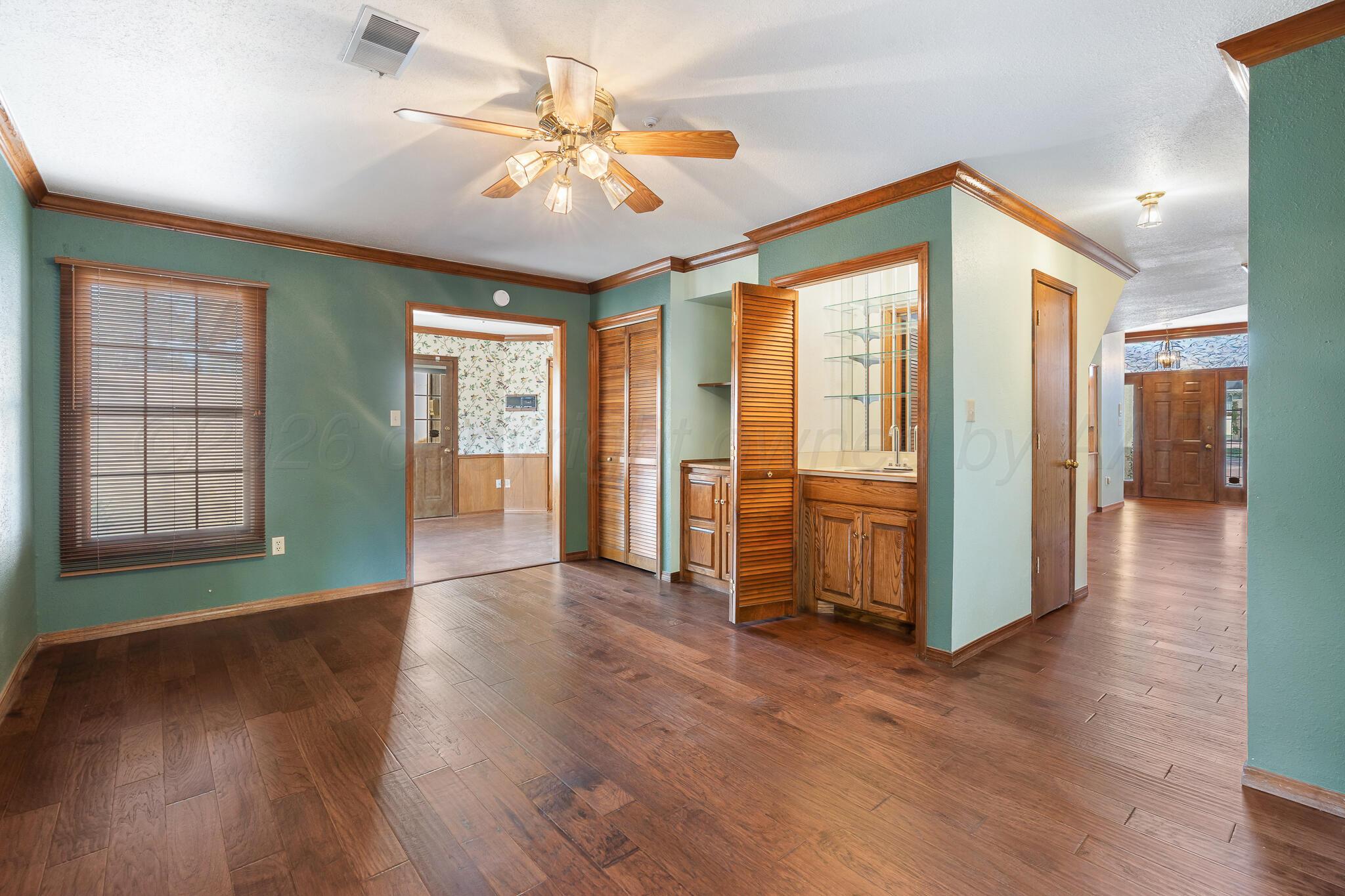 9 Windwood Place Property Photo 35