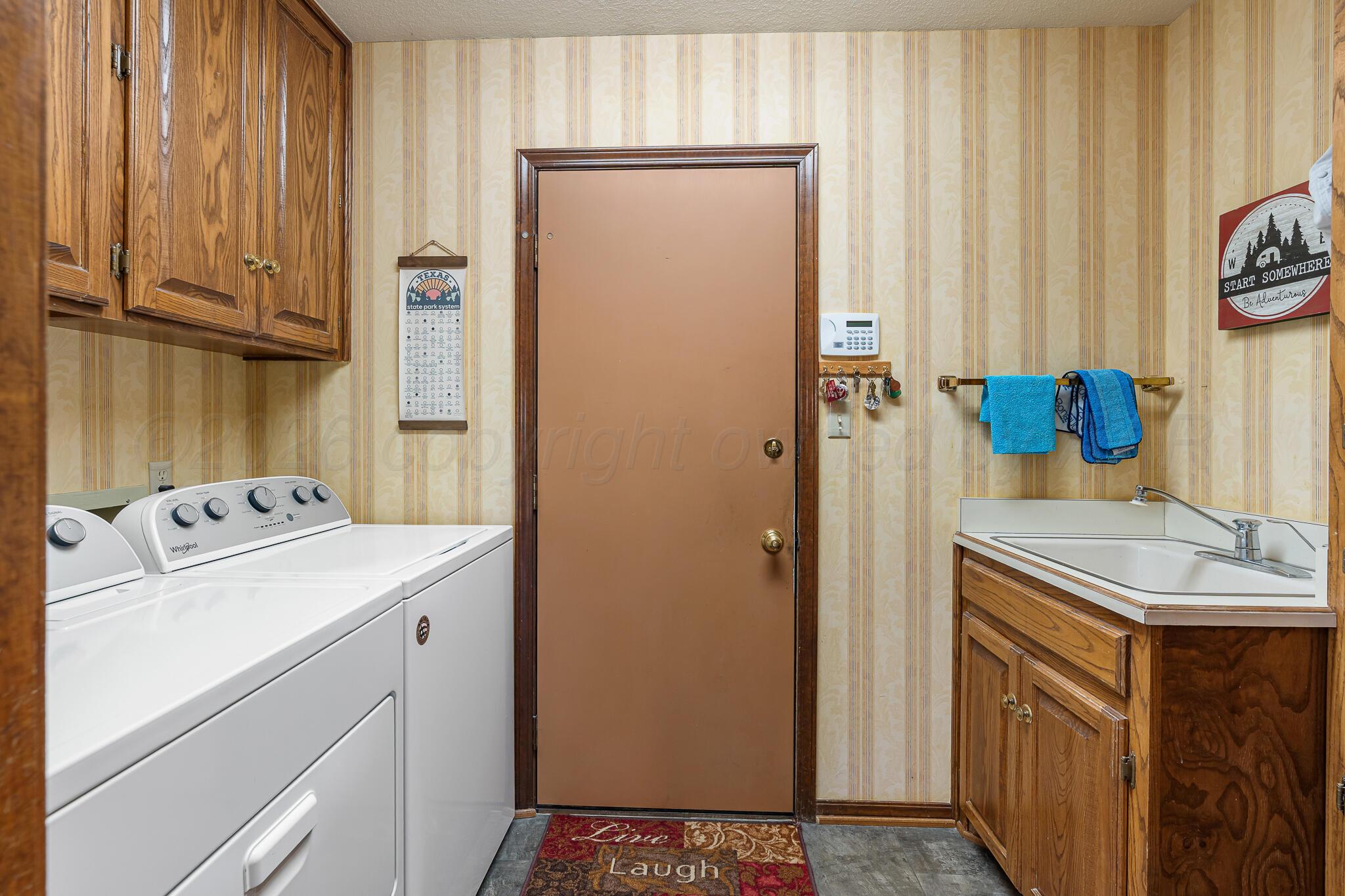 9 Windwood Place Property Photo 36