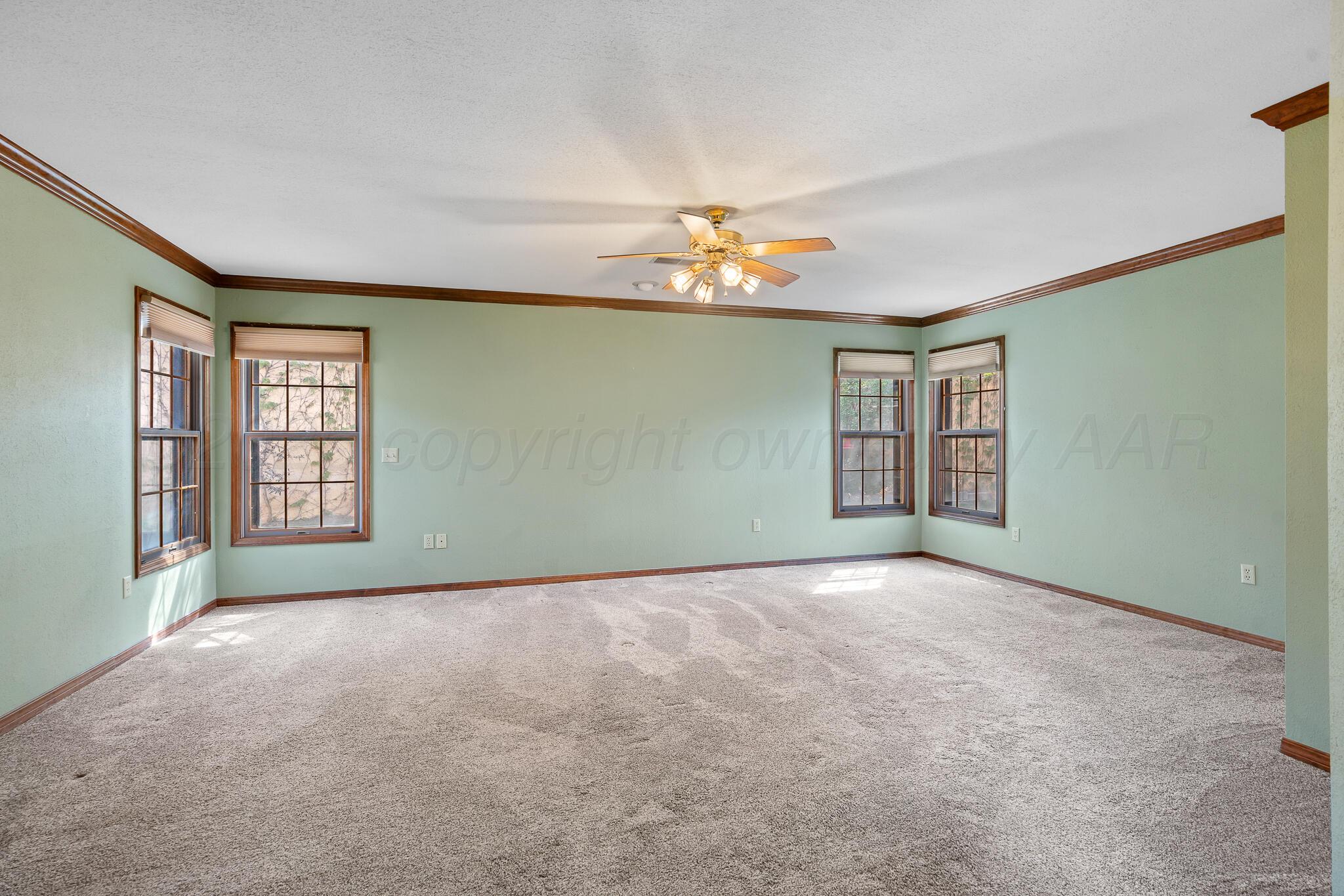 9 Windwood Place Property Photo 44