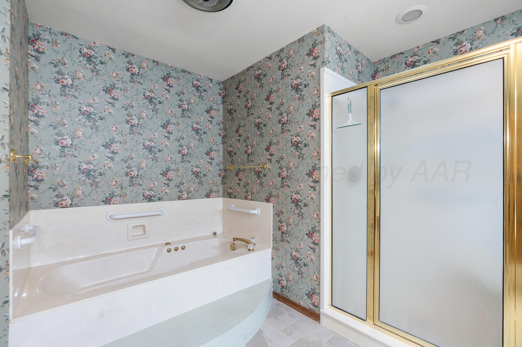 9 Windwood Place Property Photo 47