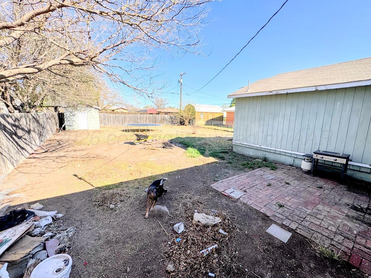 1413 S Harvard Street Property Photo 13