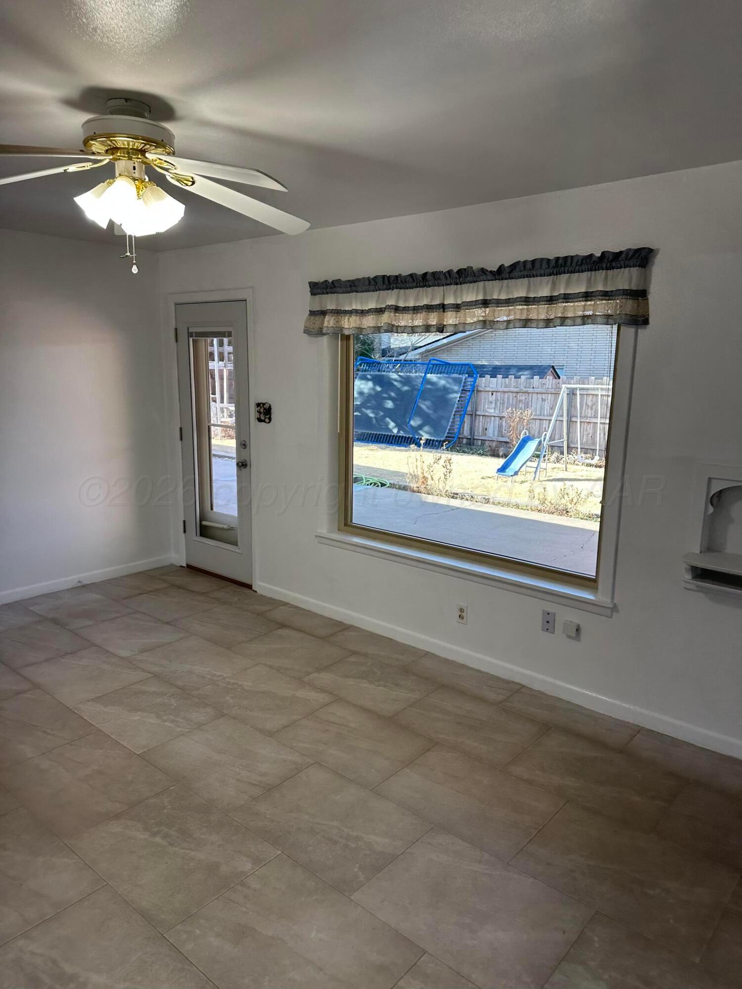 303 Tansy Street Property Photo 18