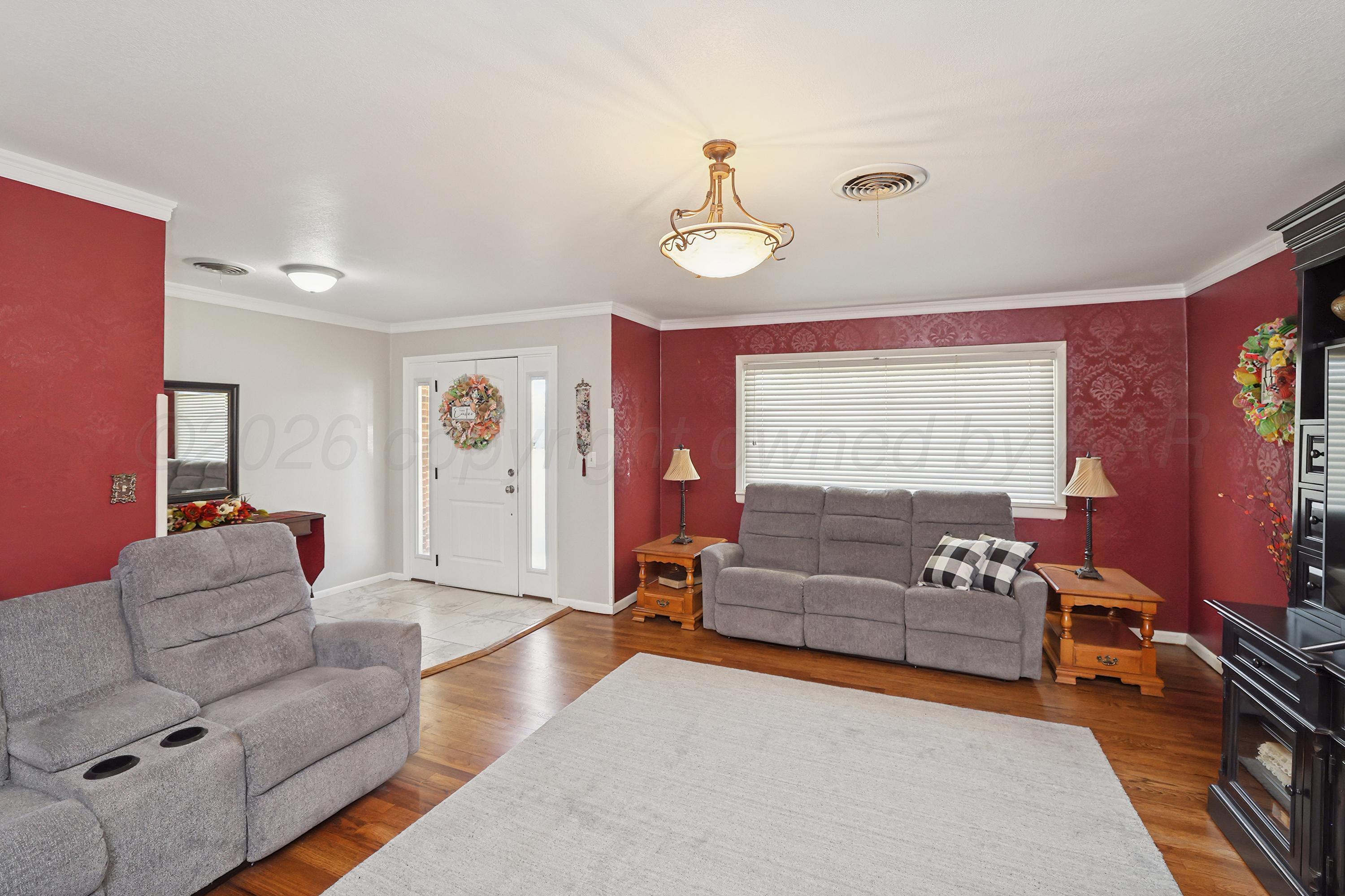 43 Fannin Drive Property Photo 9