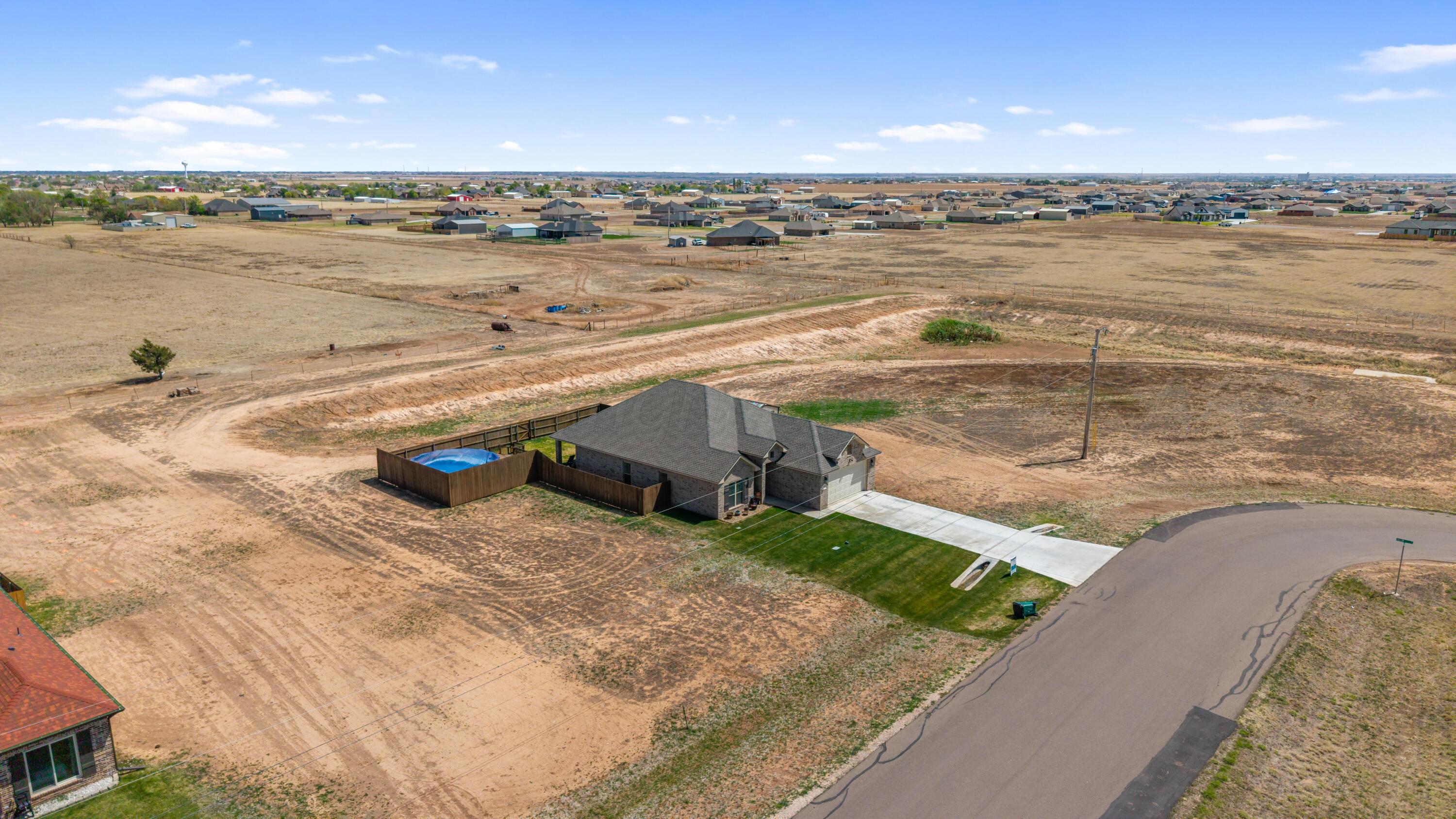 16801 Axis Drive Property Photo 13