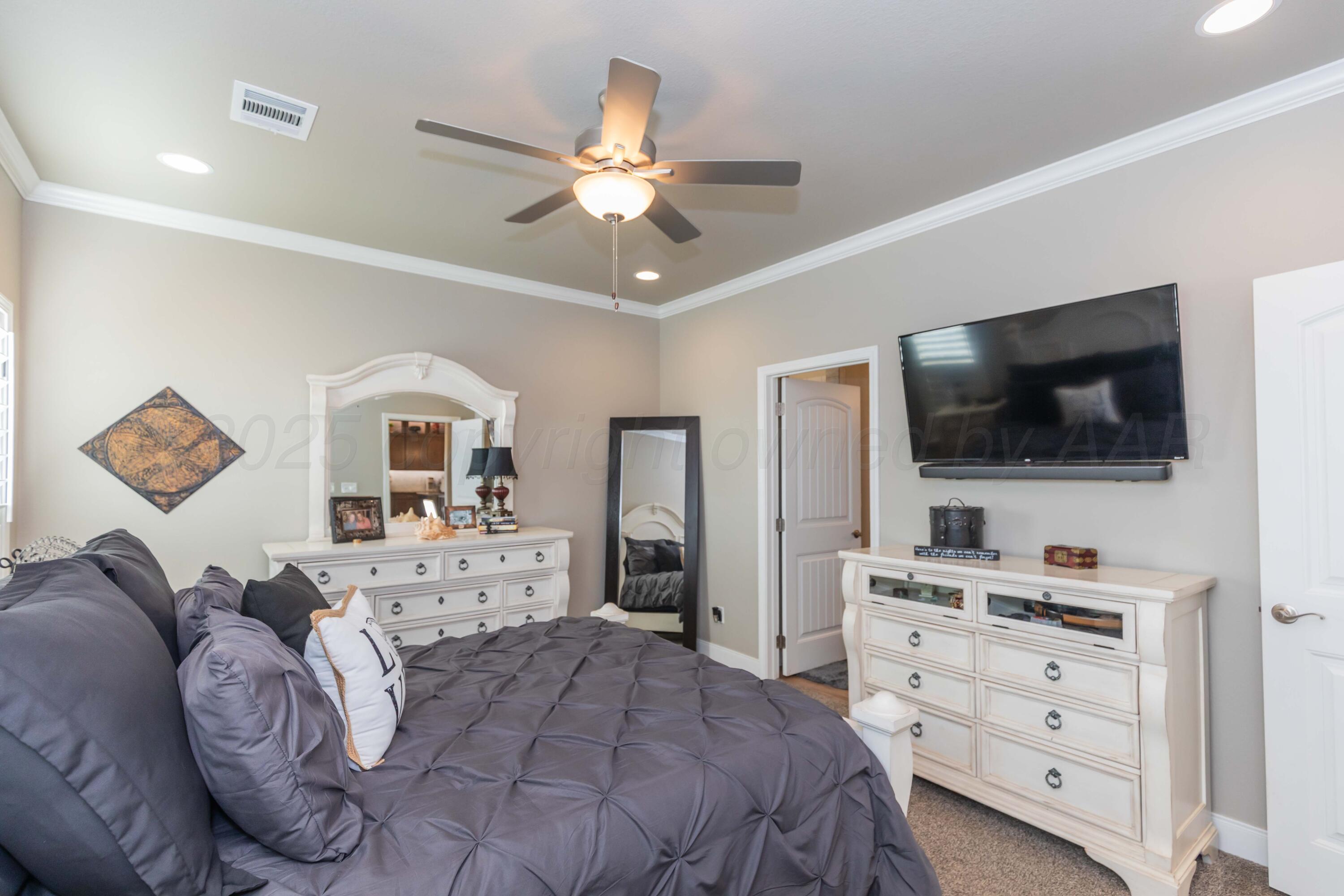 16801 Axis Drive Property Photo 27