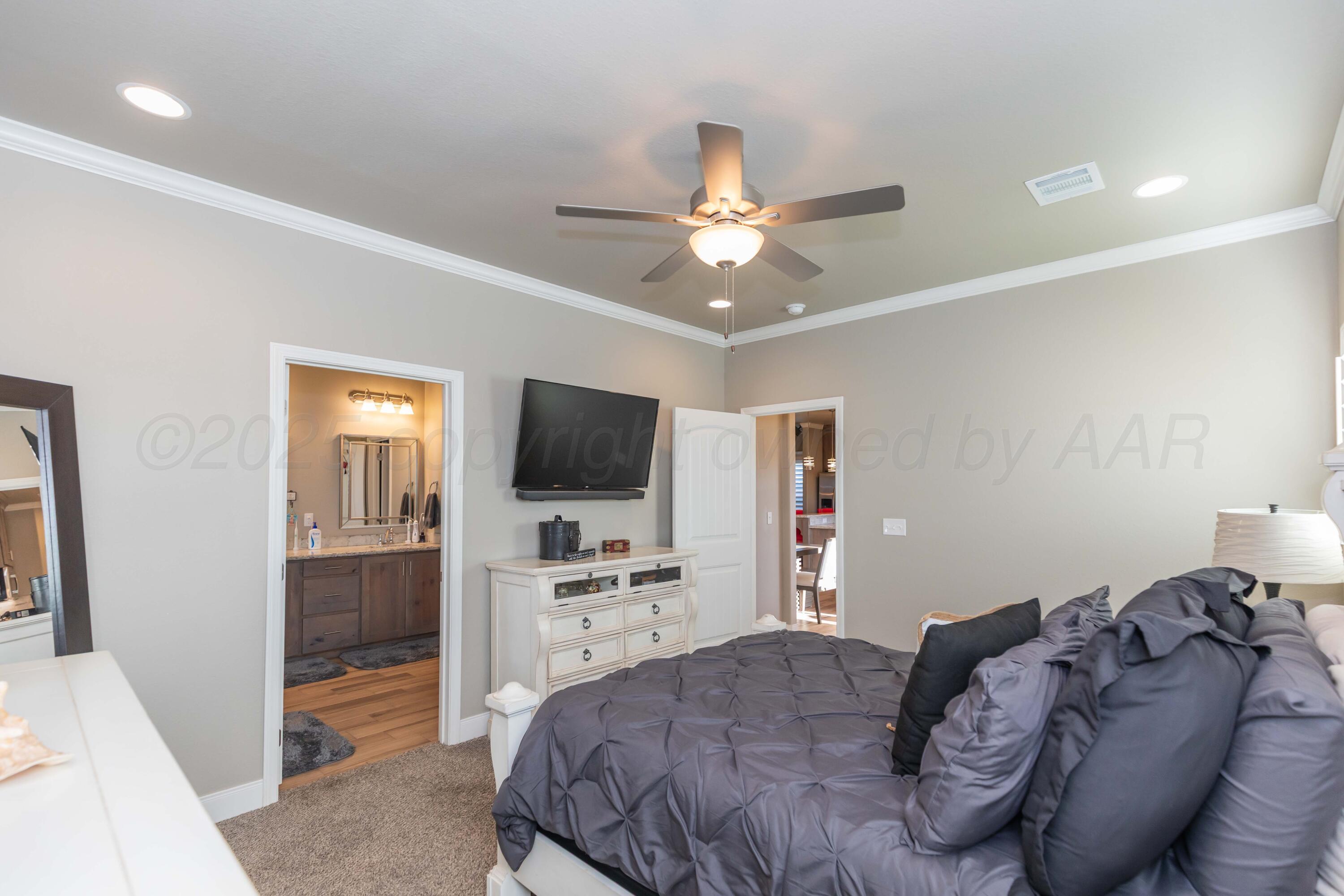 16801 Axis Drive Property Photo 28