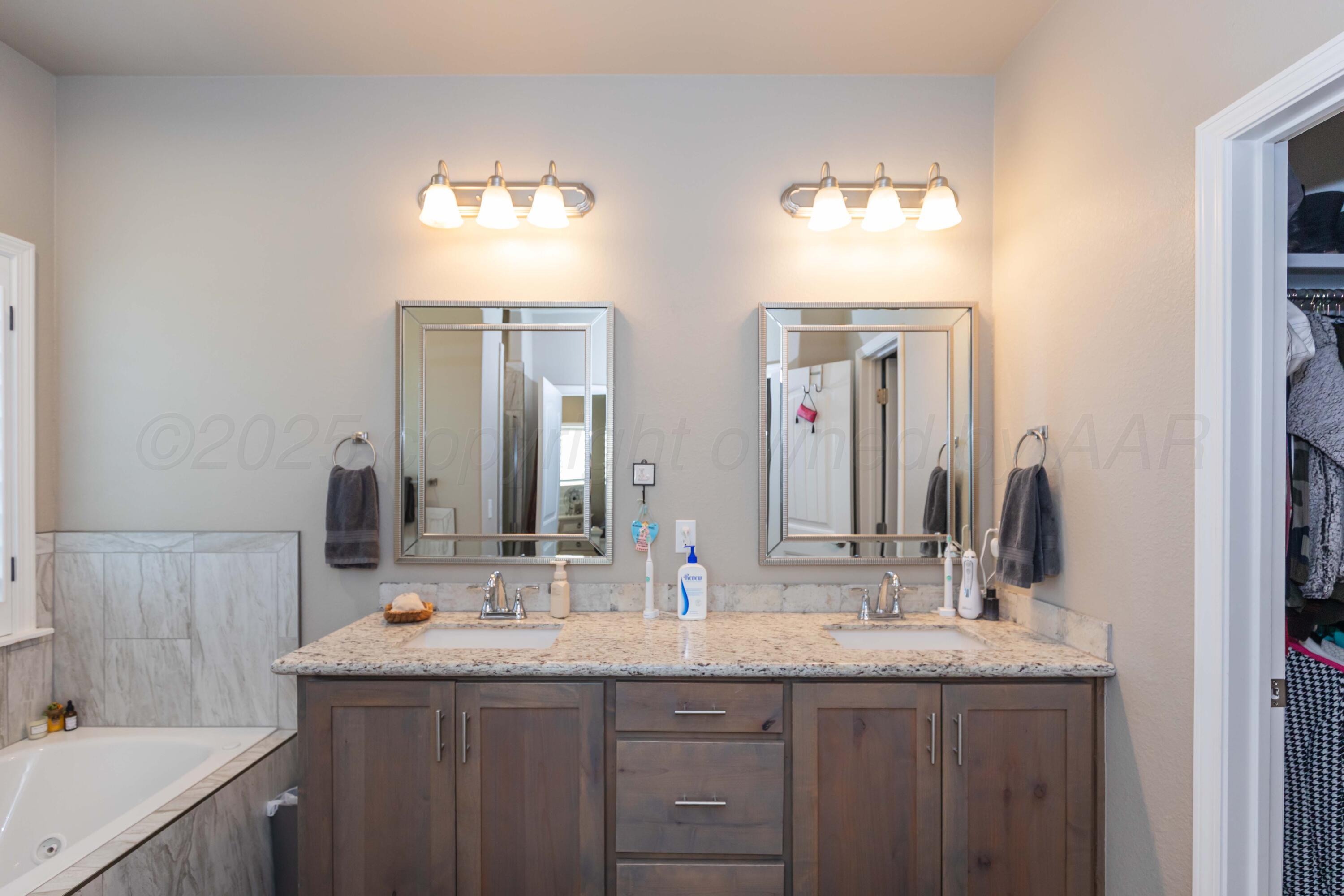 16801 Axis Drive Property Photo 30