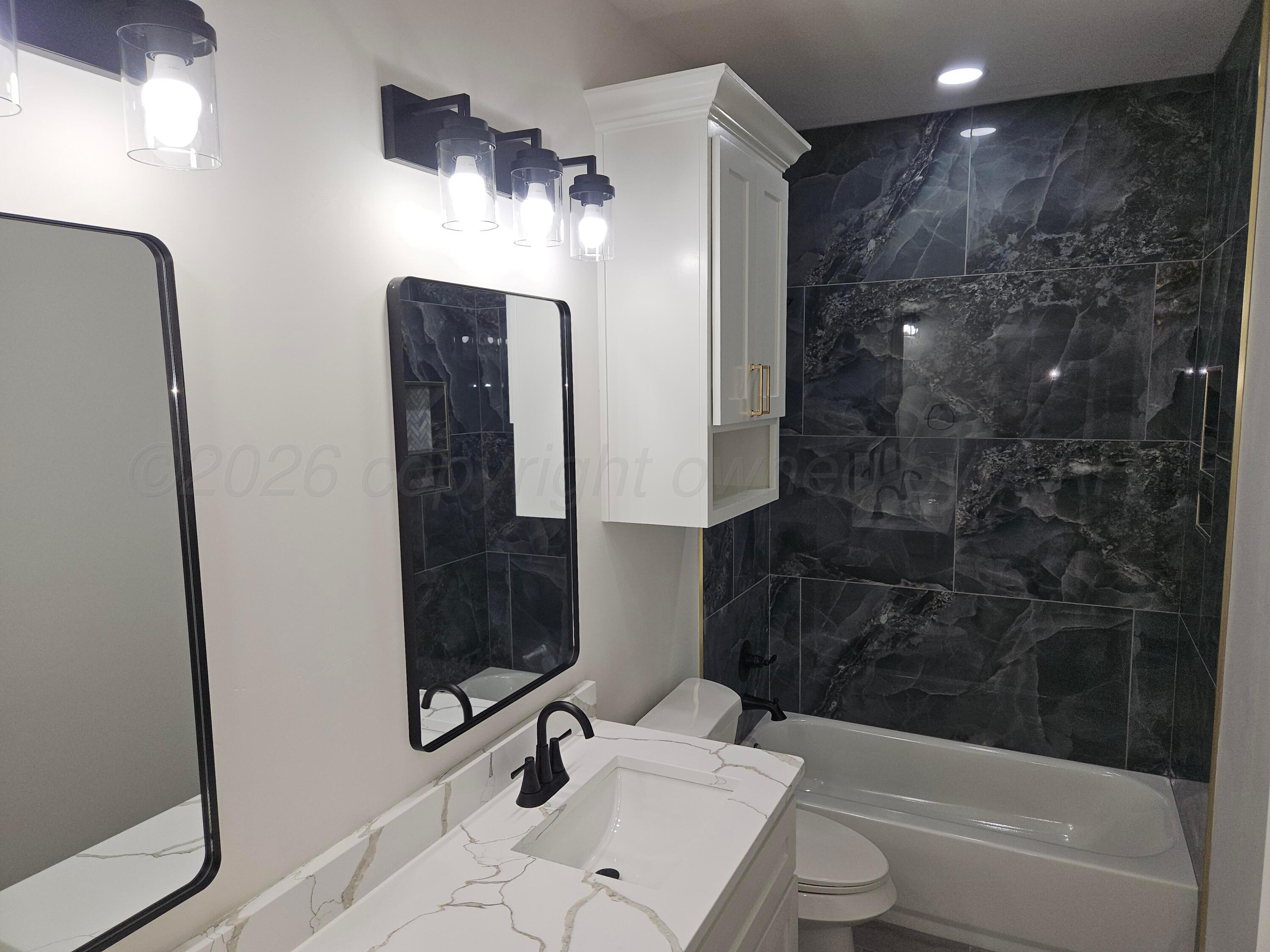 1010 Oak Avenue Property Photo 38