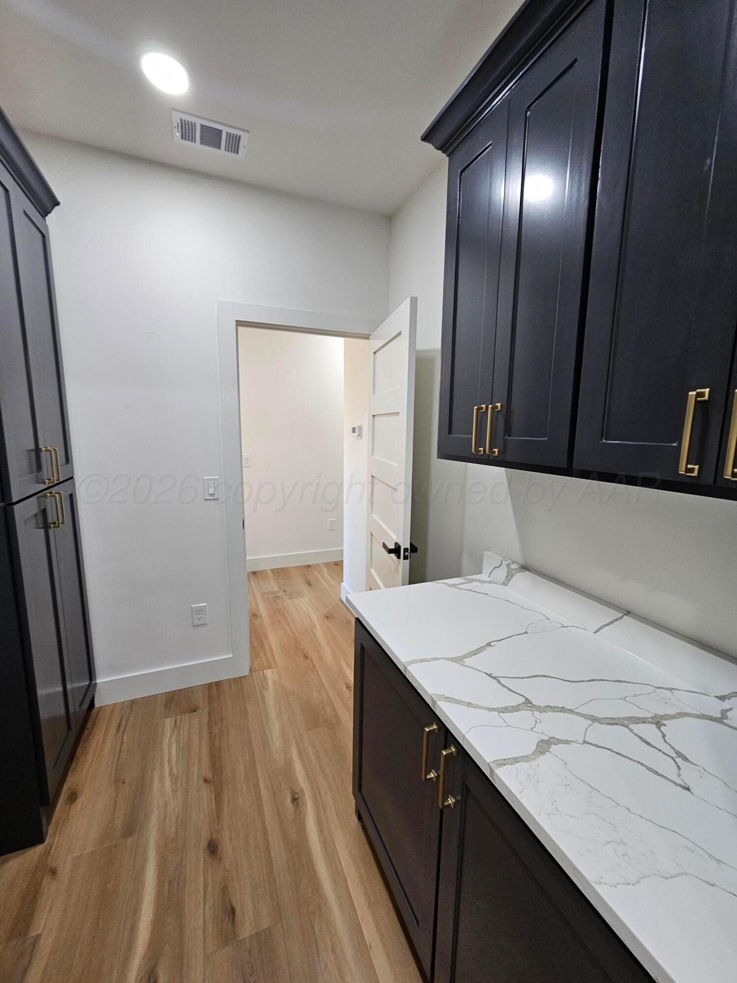 1010 Oak Avenue Property Photo 41