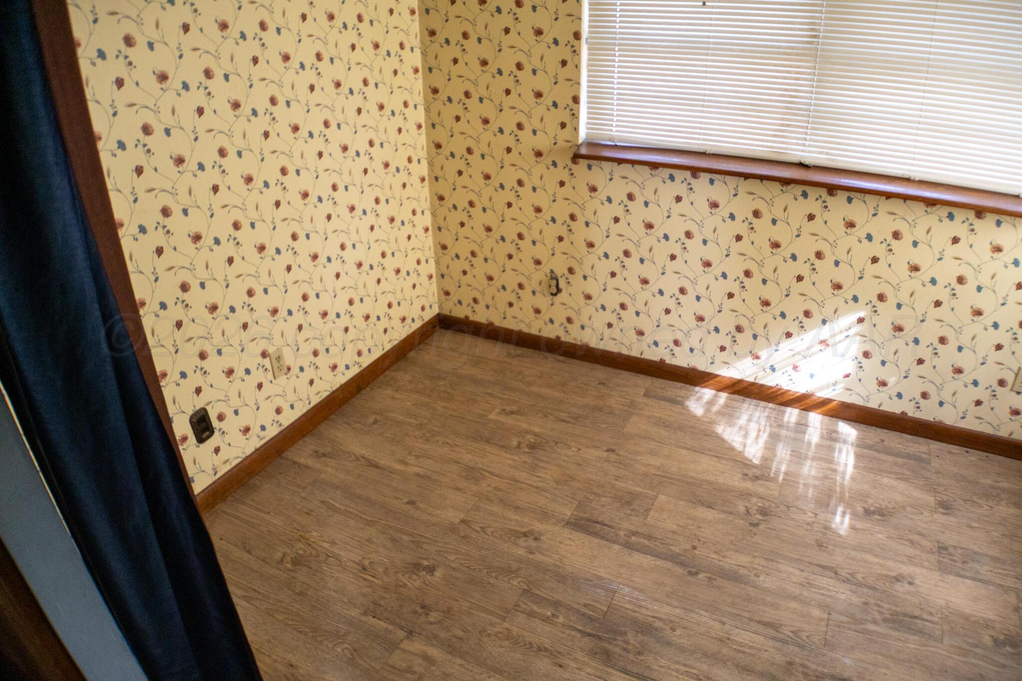 206 Maple Street Property Photo 8