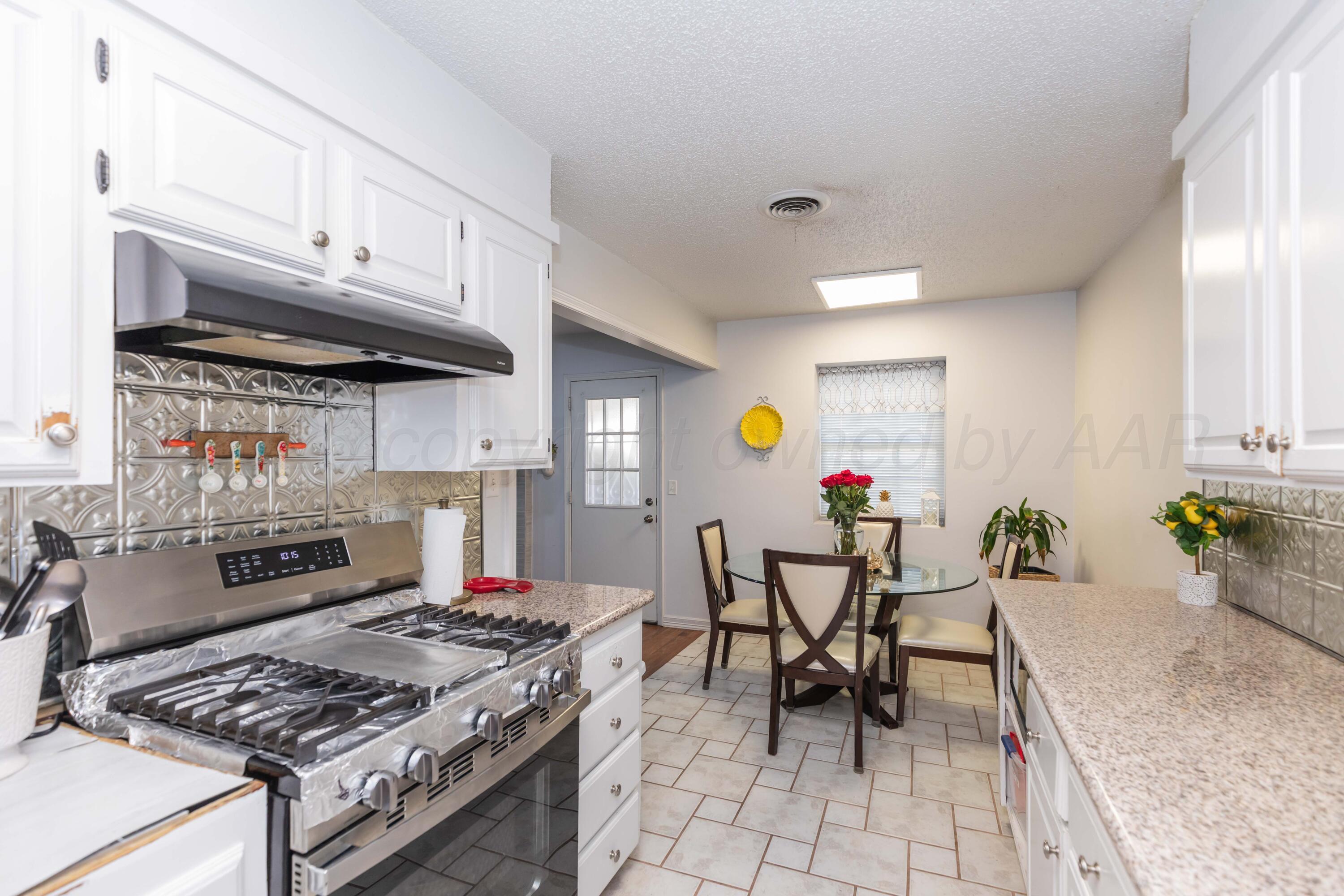 3306 Teckla Boulevard Property Photo 17