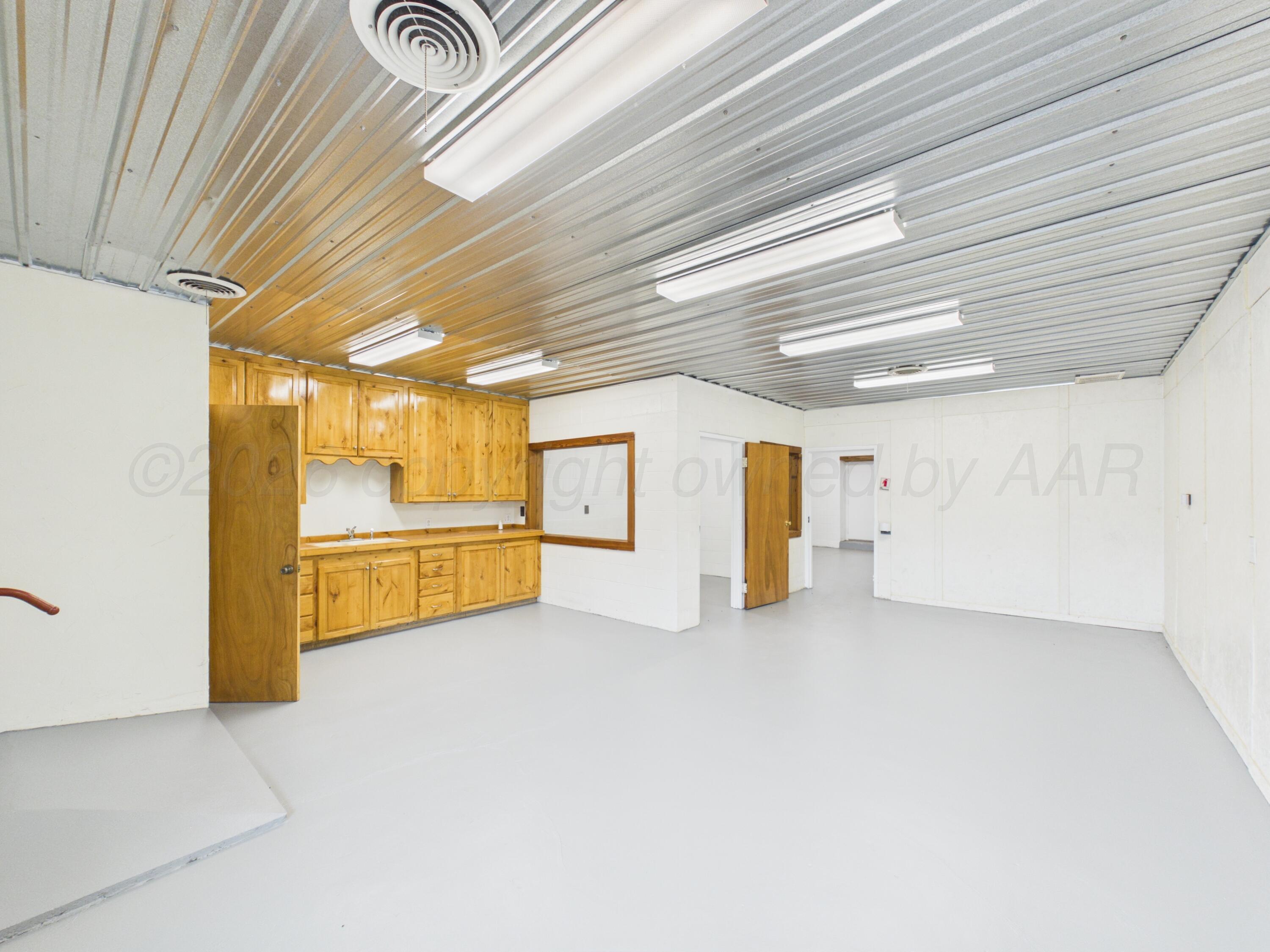 700, 702 E Oklahoma Property Photo 12