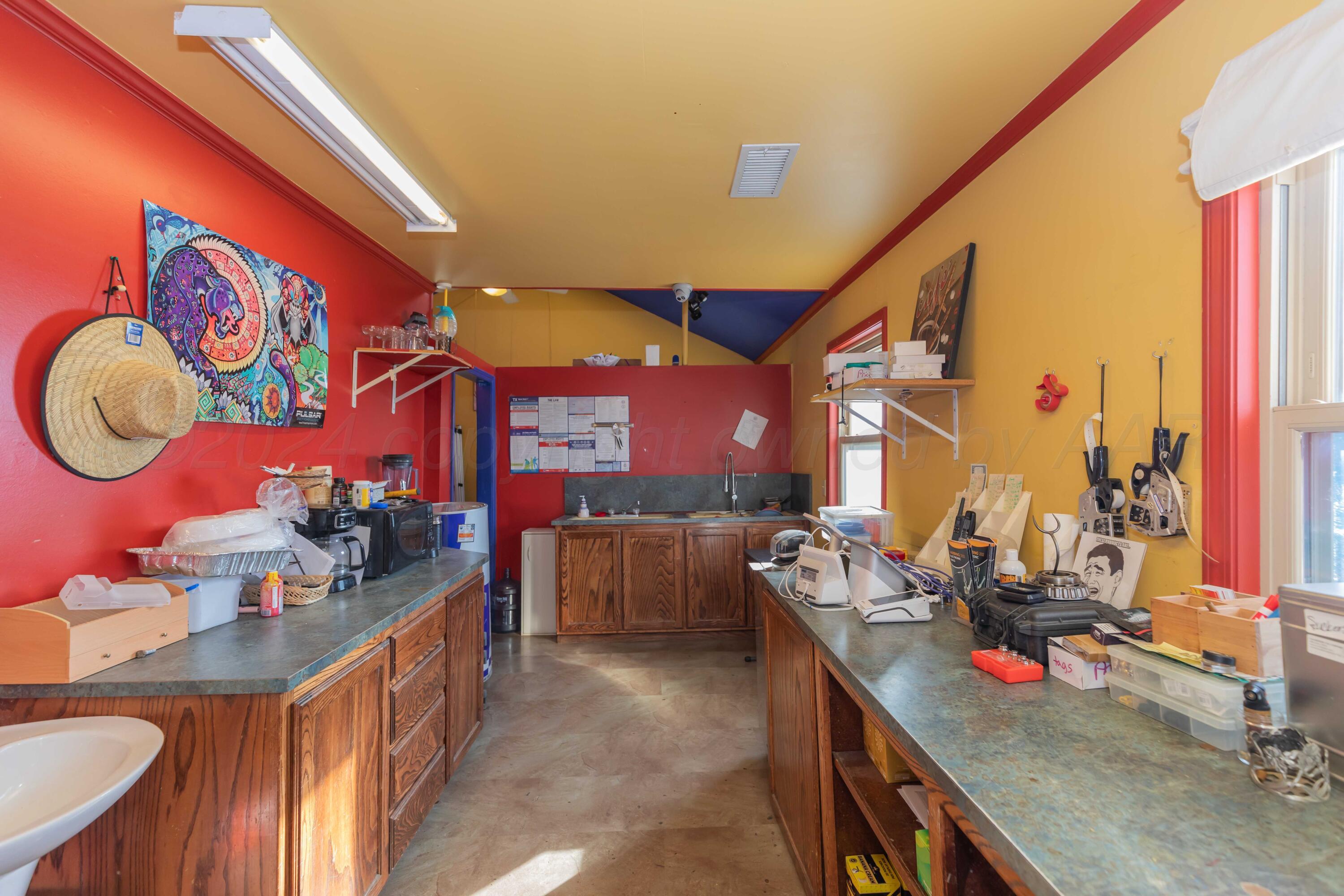 907 S Madison Street Property Photo 7