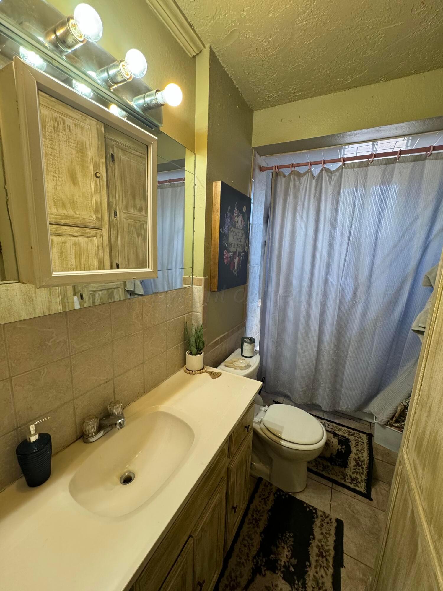 907 S Madison Street Property Photo 33