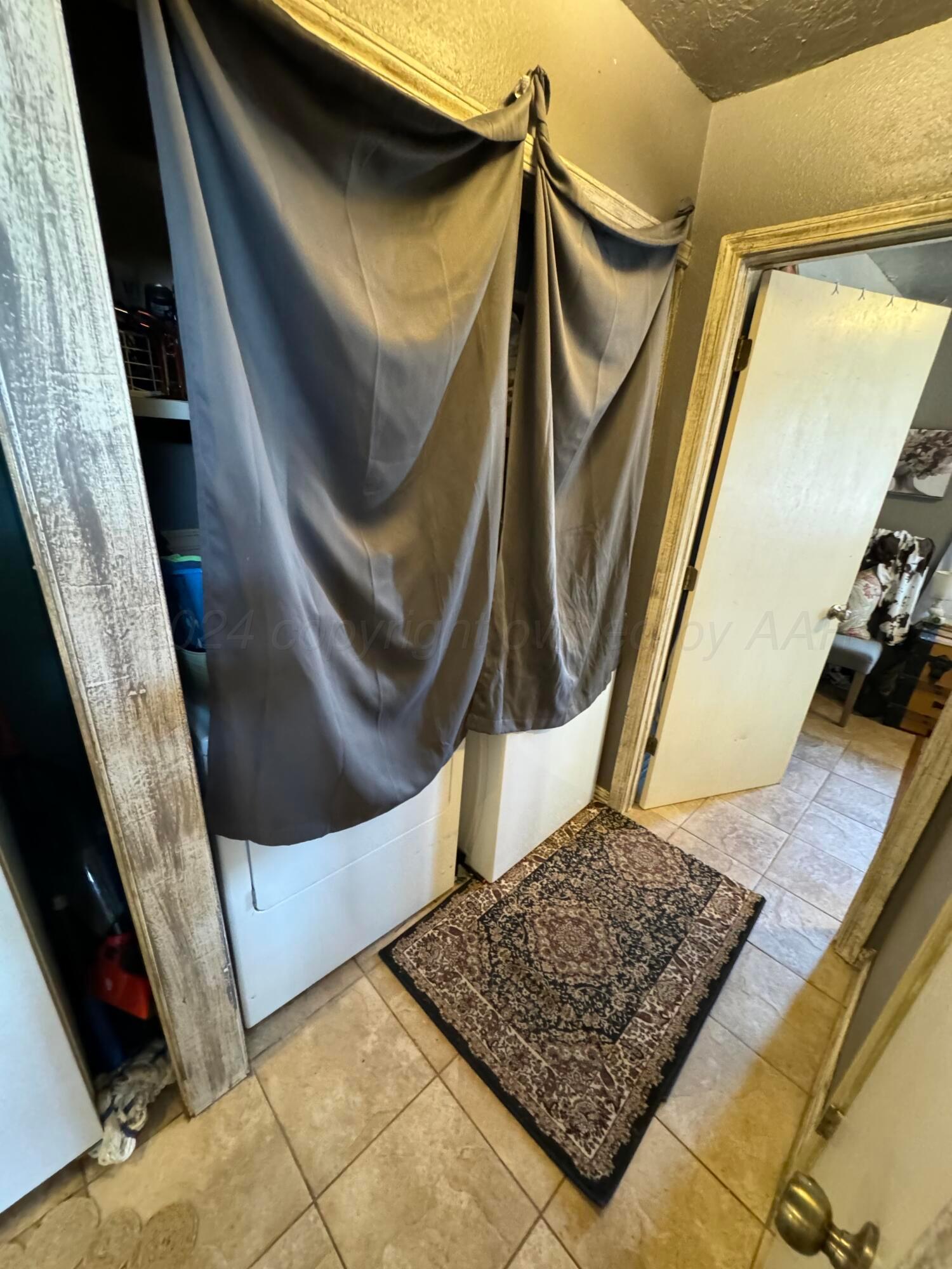 907 S Madison Street Property Photo 35