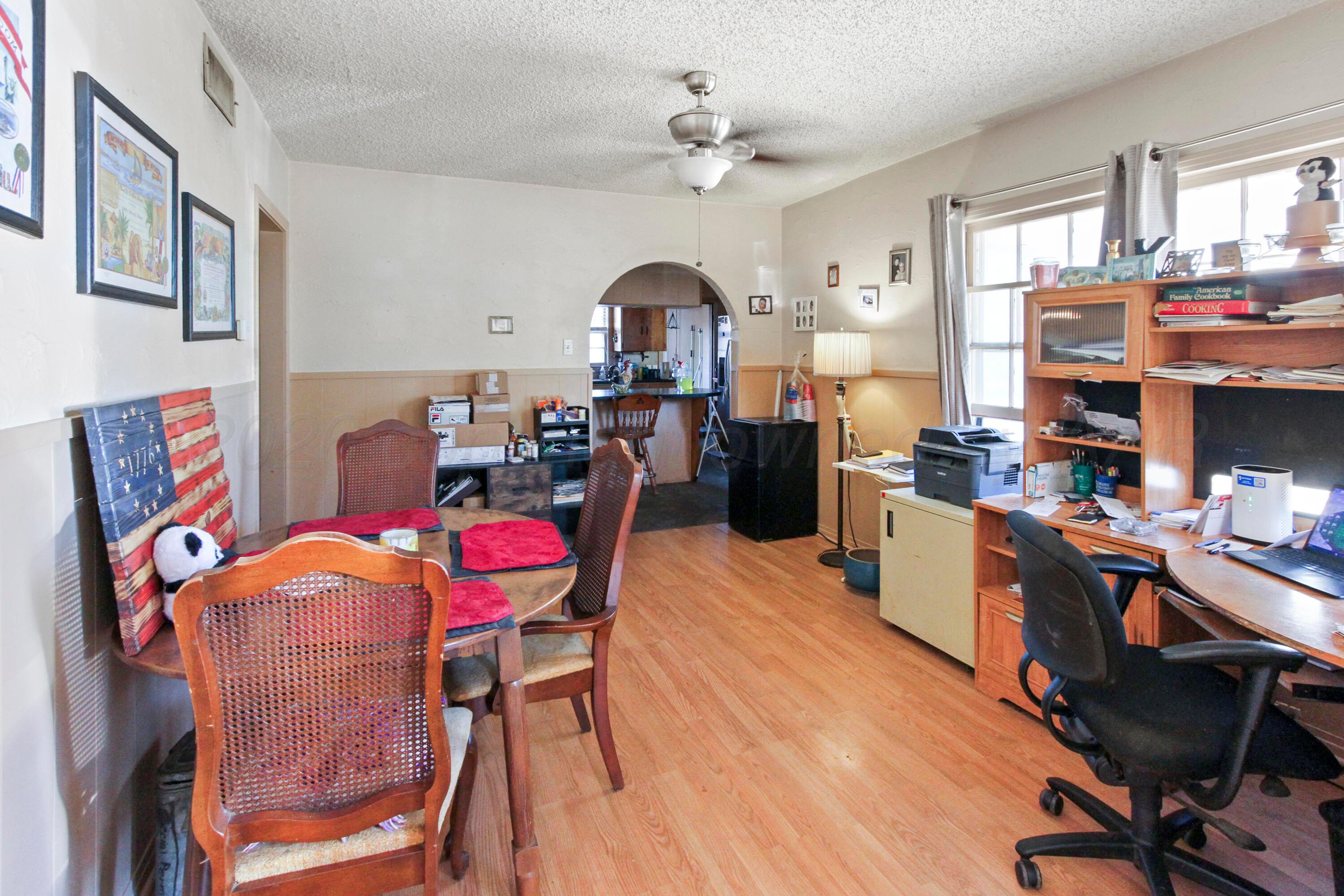 715 S Main Street Property Photo 3