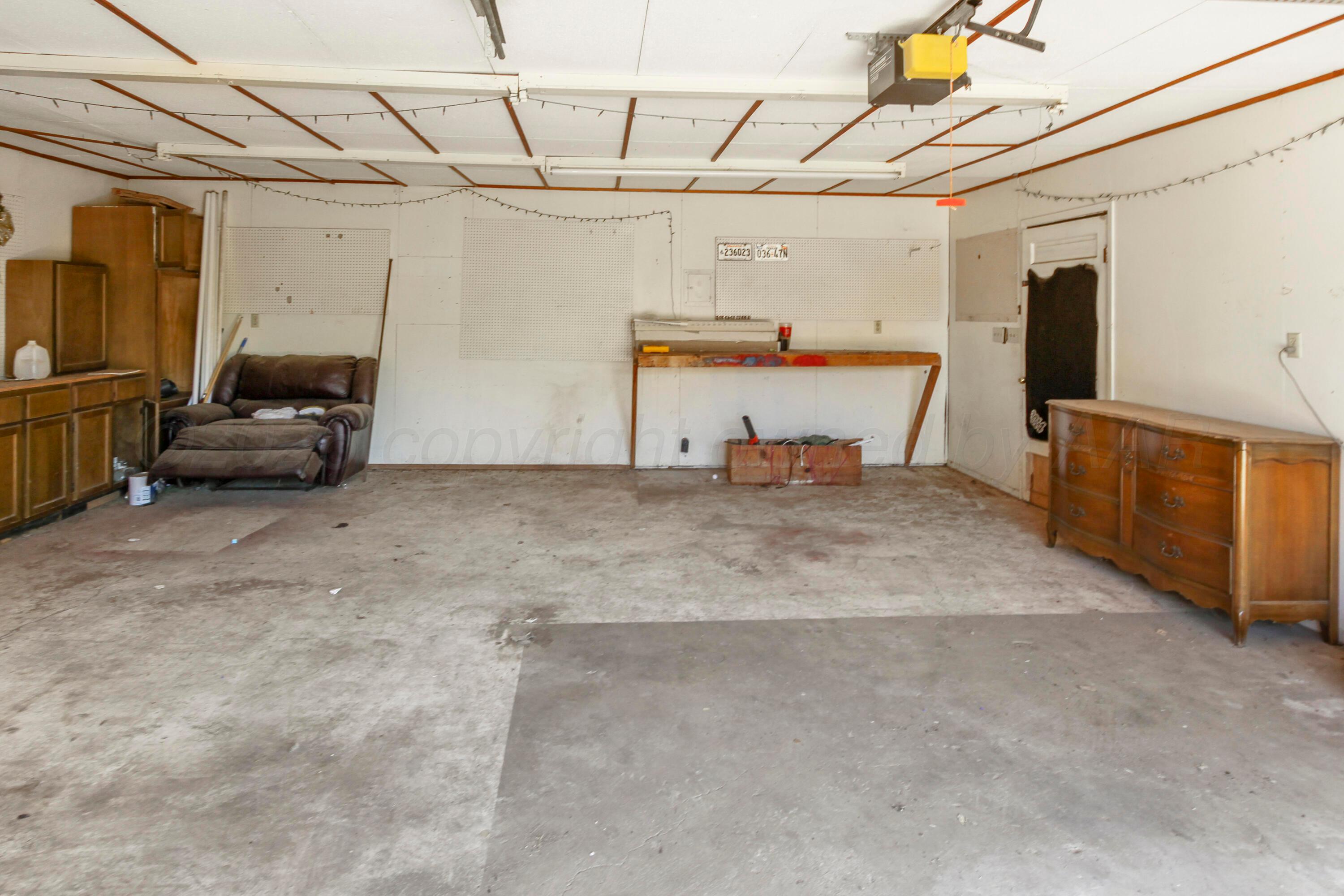 715 S Main Street Property Photo 13