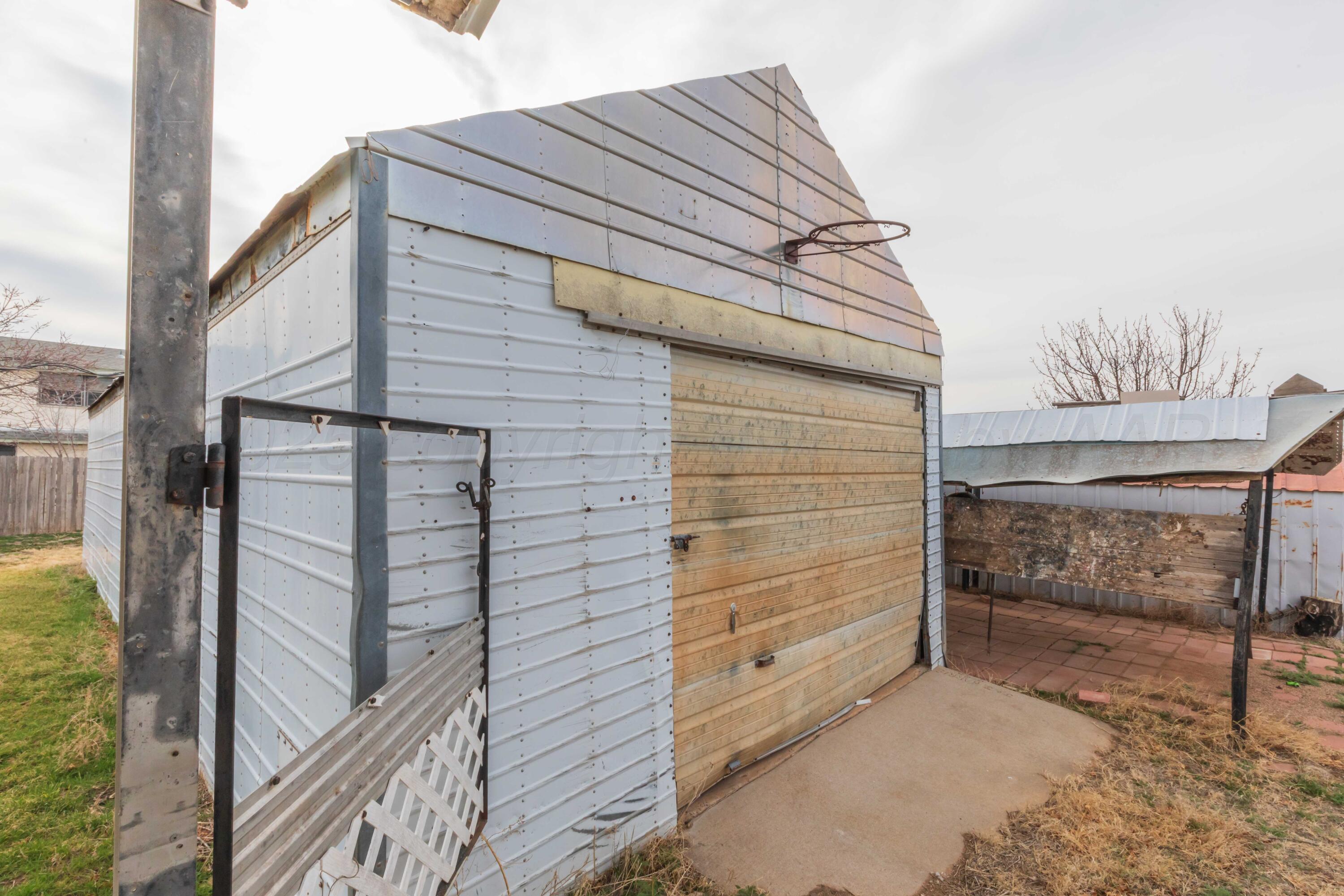 925 W Colorado Avenue Property Photo 40