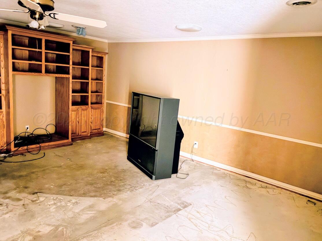 714 S Harvard Street Property Photo 17