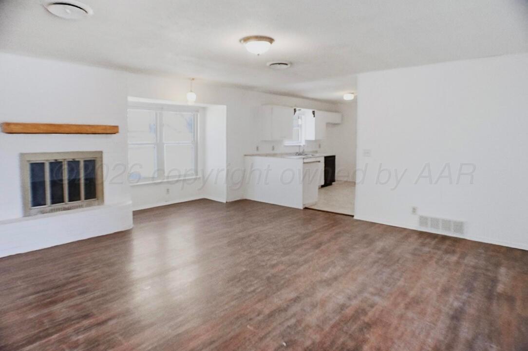 1503 Jackson Avenue Property Photo 4