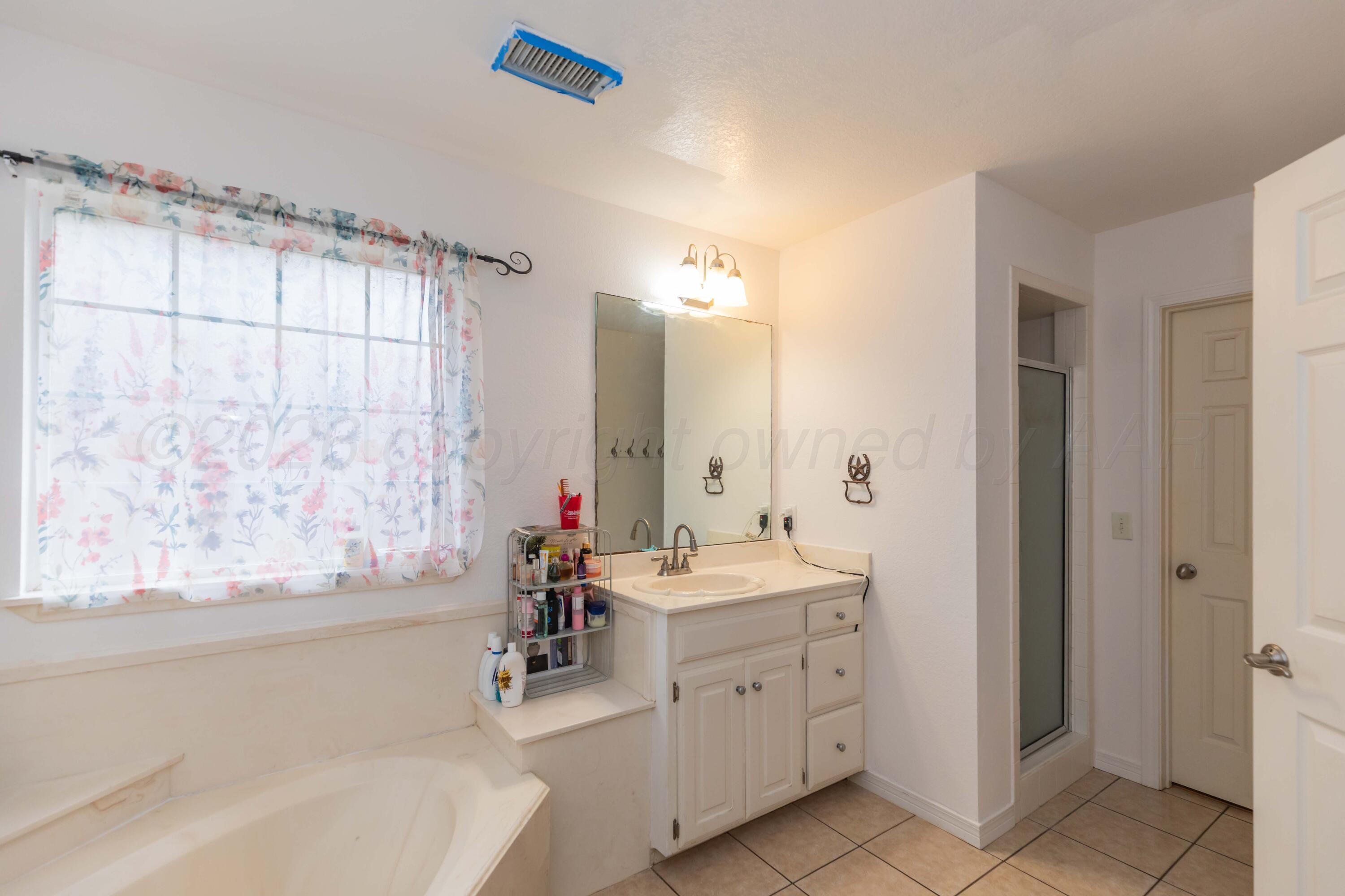 3618 S Aldredge Street Property Photo 17