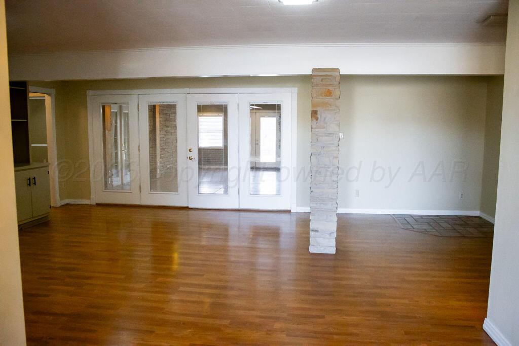 2229 N Charles Street Property Photo 5