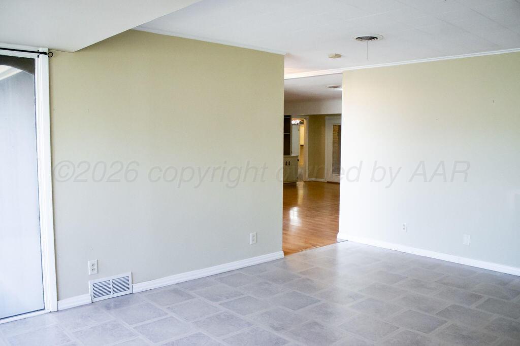 2229 N Charles Street Property Photo 8