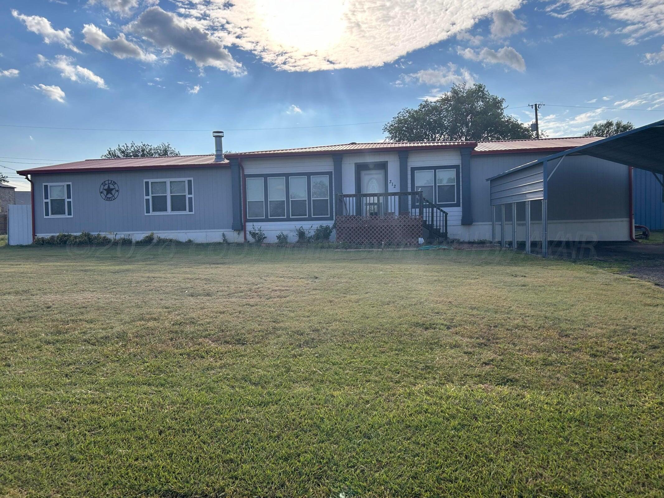 312 Davis Avenue Property Photo 1