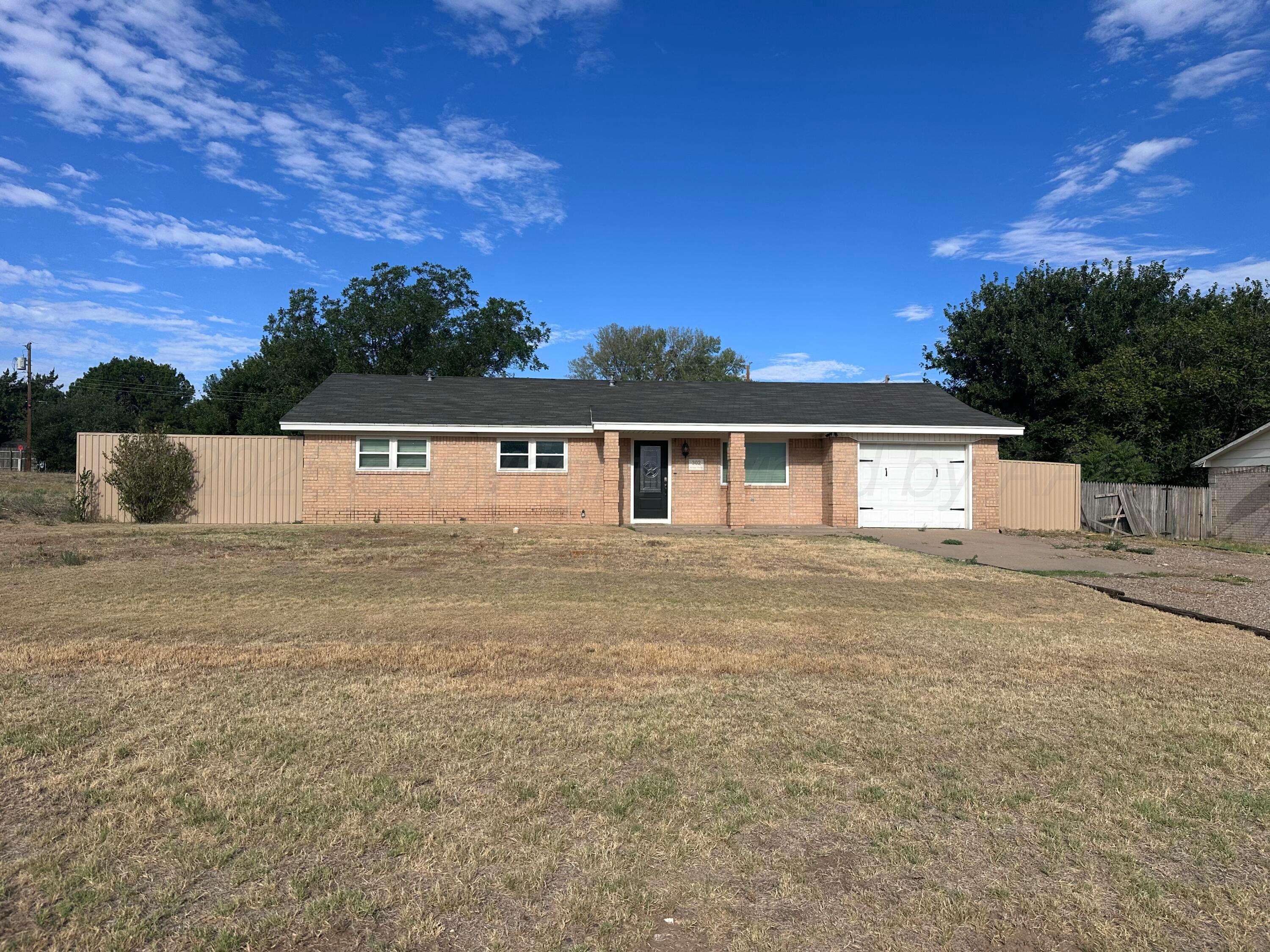 302 Arroyo Verde Drive Property Photo 1