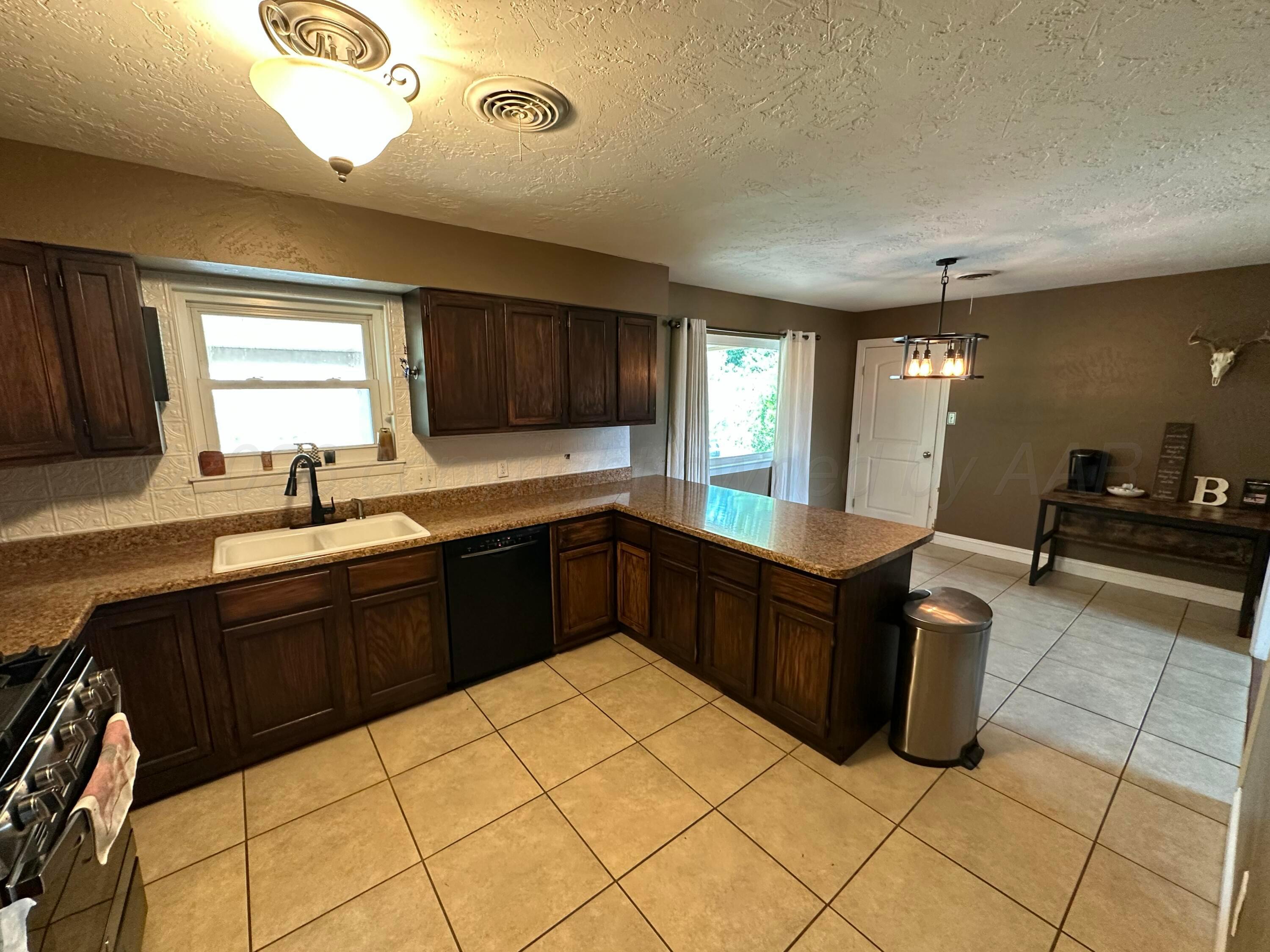 302 Arroyo Verde Drive Property Photo 4