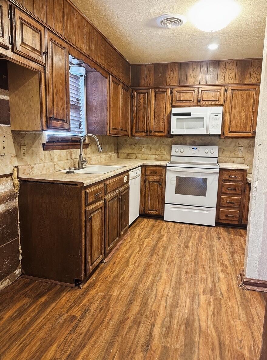7811 Texas 86 Property Photo 11