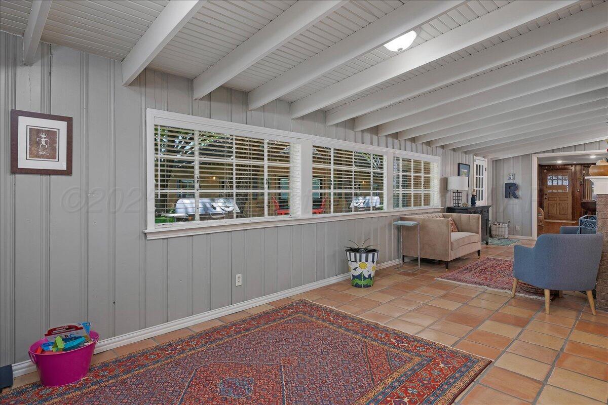 100 S Avondale Street Property Photo 26