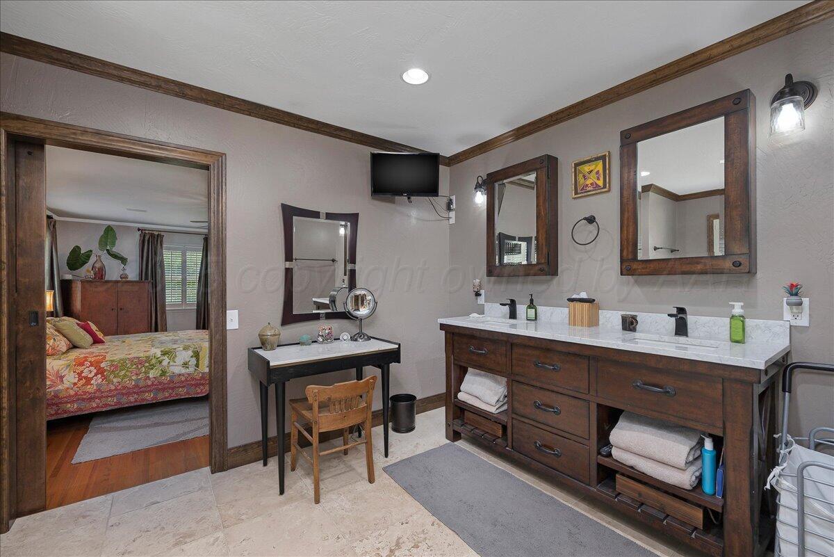 100 S Avondale Street Property Photo 33