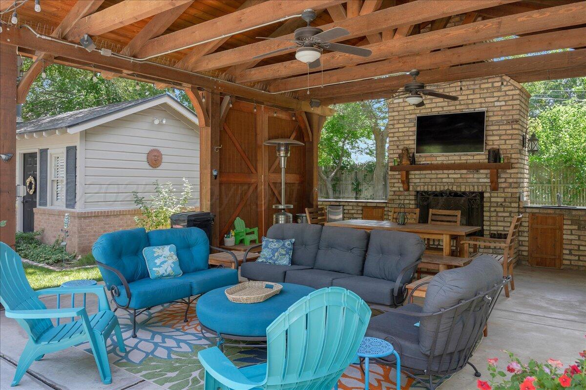 100 S Avondale Street Property Photo 49