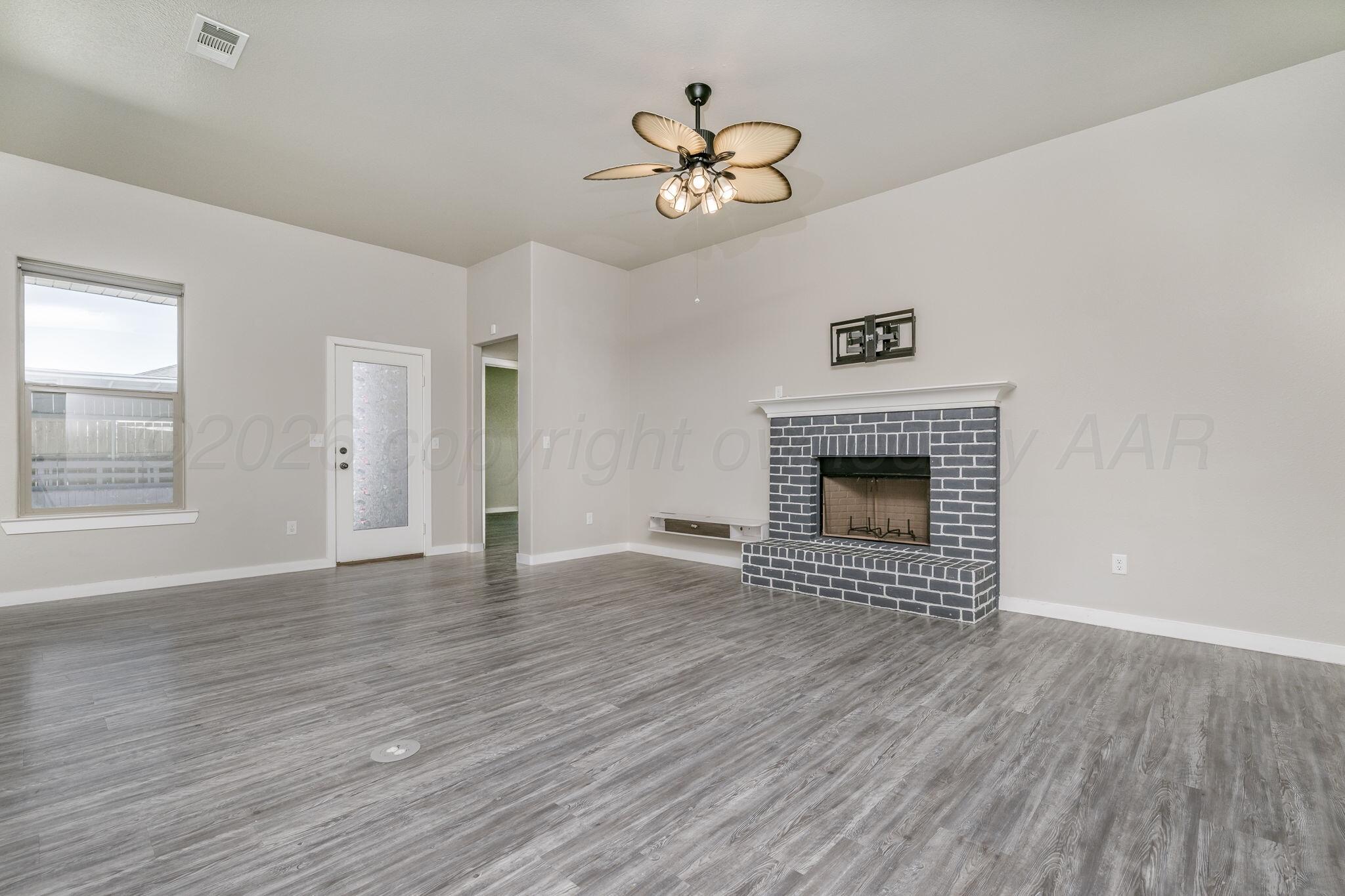 1744 Lullwater Road Property Photo 4