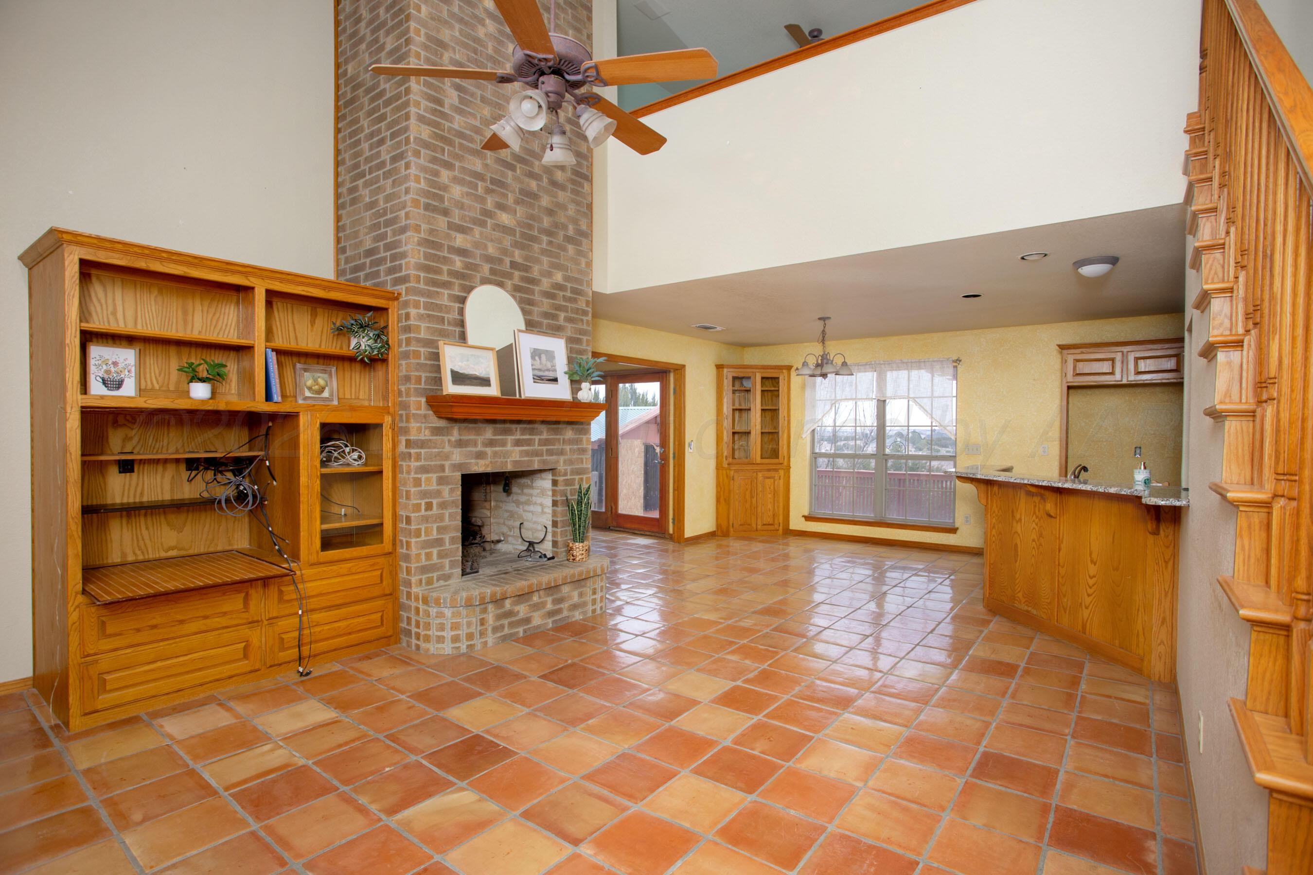 440 Roberts Drive Property Photo 2