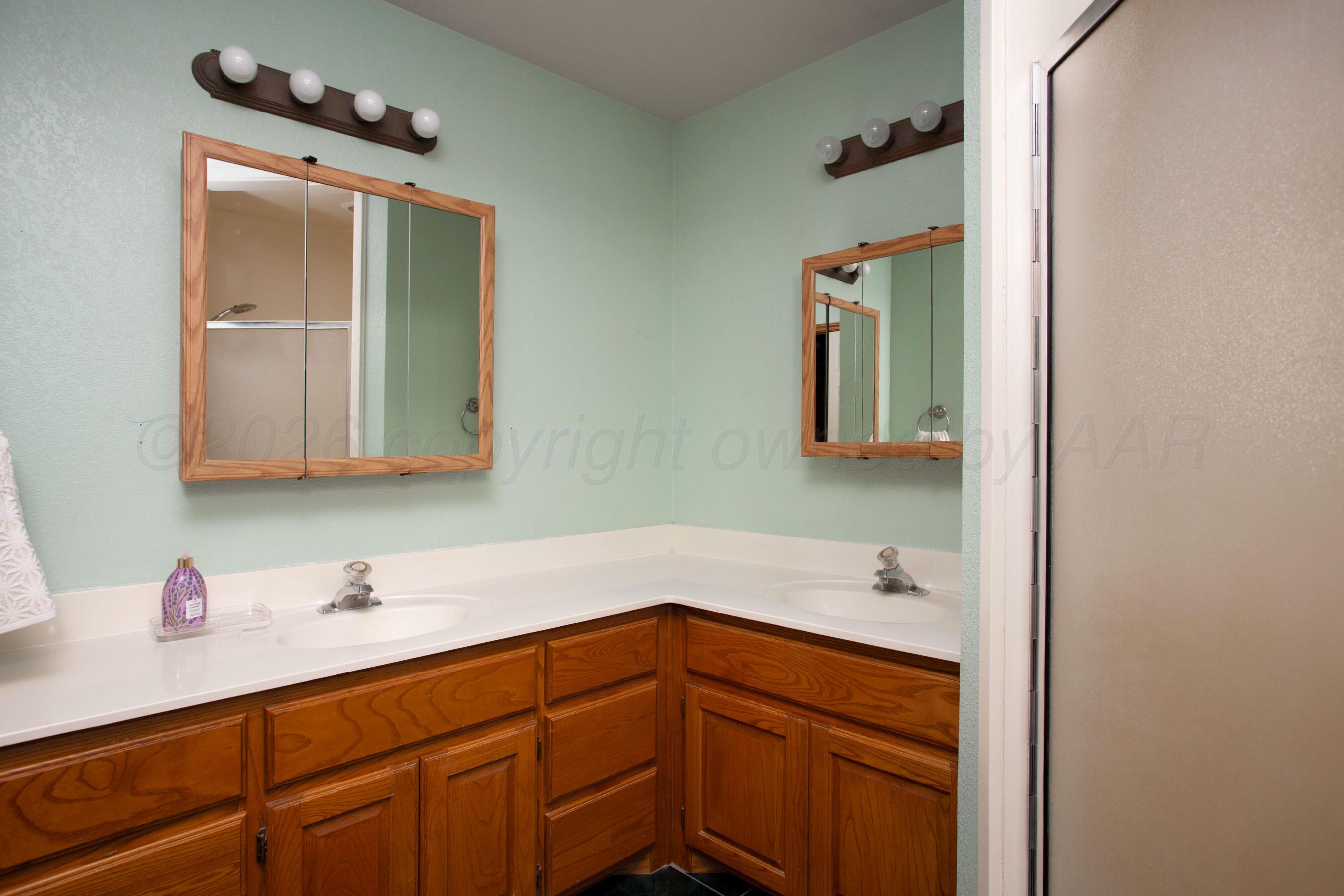 440 Roberts Drive Property Photo 27