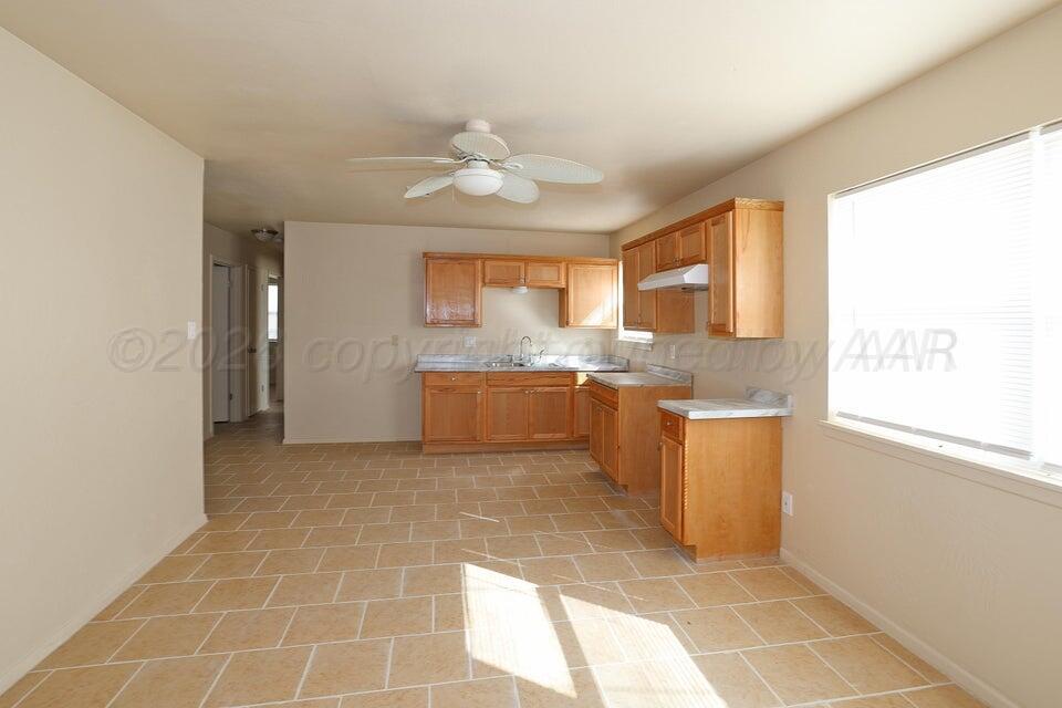 1232 Sycamore Street Property Photo 7
