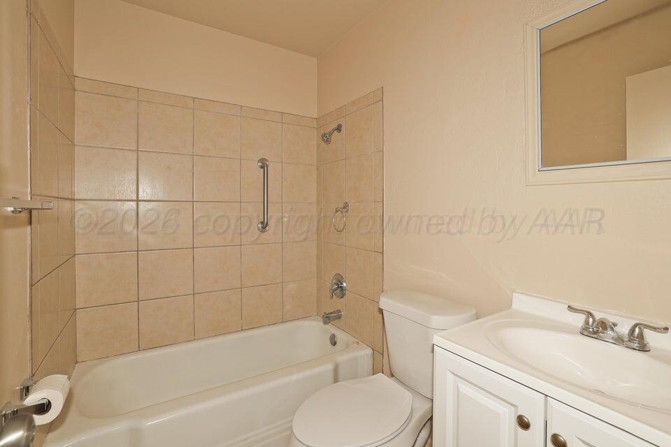 1232 Sycamore Street Property Photo 17